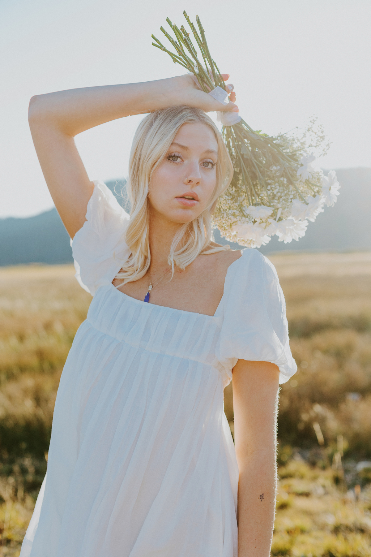 LoveChel-senior-photographer-Bend-Oregon-20.png