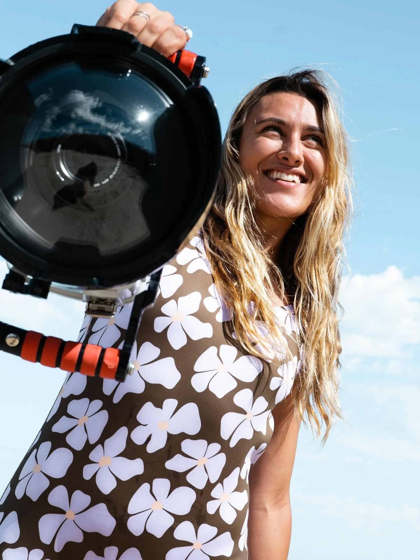 Hello!  My name is Miesa, and I am the creative mind behind Wylde.

Welcome to my ocean-obsessed corner of the world - underwater photography, brand + lifestyle, destination, and the occasional wedding @wylde.weddings 

Scroll for a series of underwa