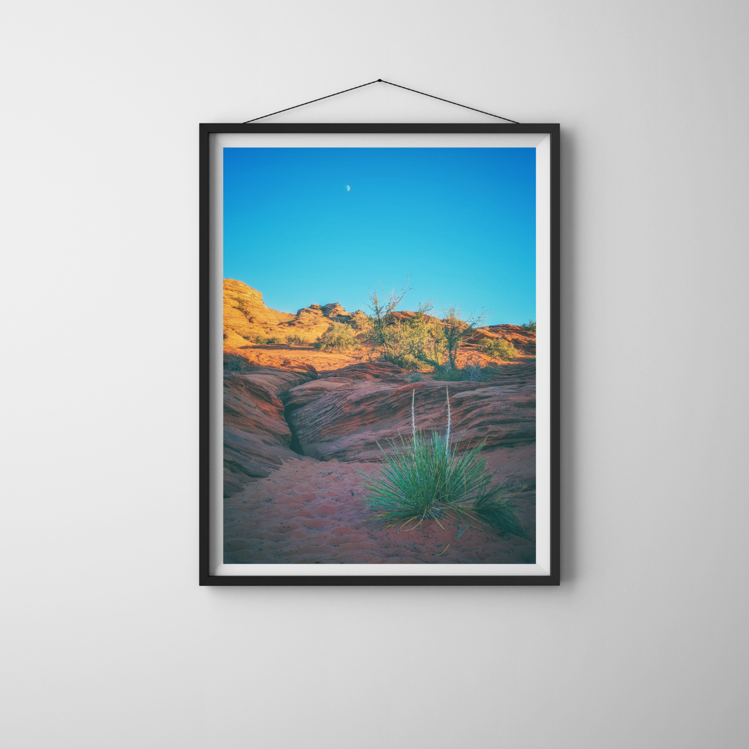 White Simple Background Wall Art Mockup Instagram Post (6).png