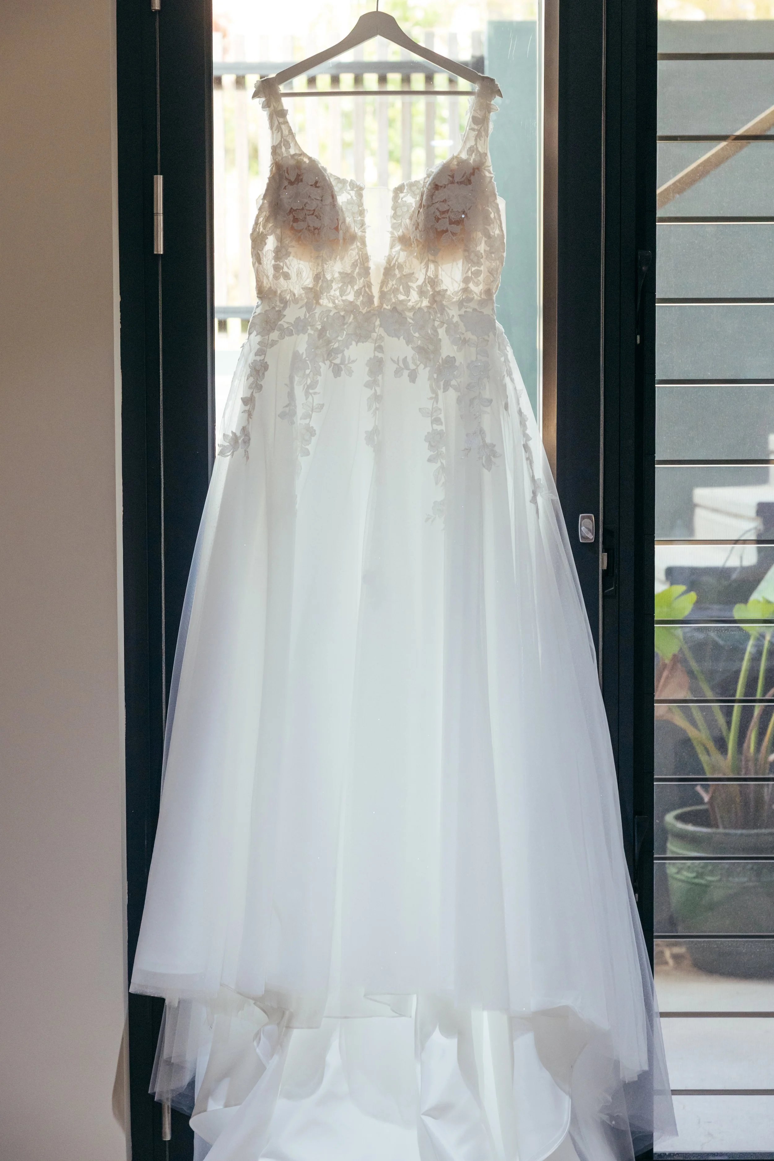Zac  Issie Wedding Day Collection-30.jpg