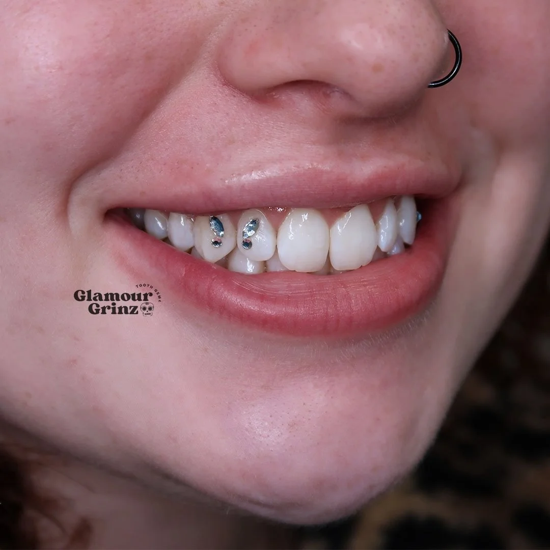 🦋💎✨

🦷 Booking link in bio | DM 💌
.

#glamourgrinz #toothgems #greenbaybeauty #greenbaywi #booknow