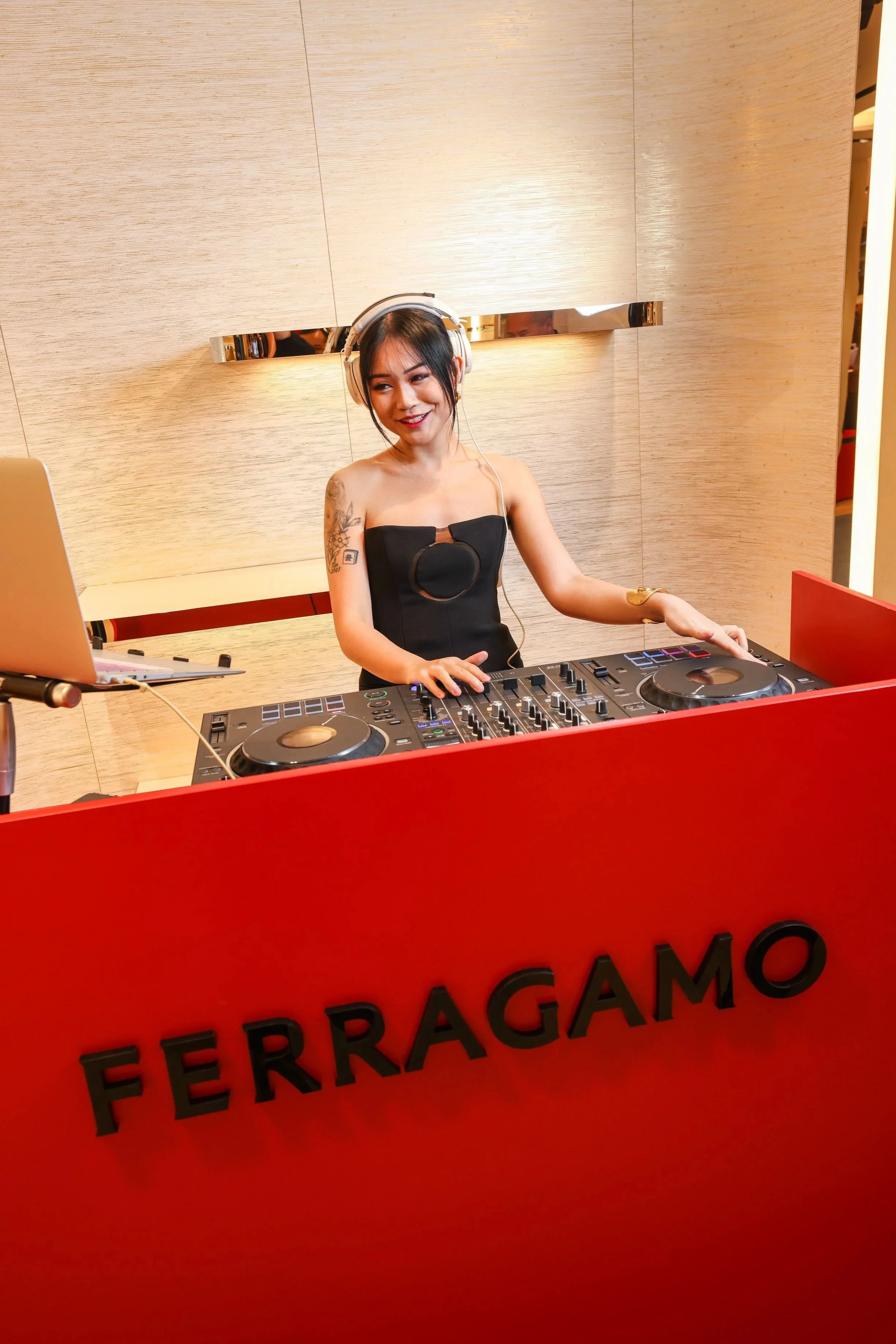 Ferragamo+DJ.jpg
