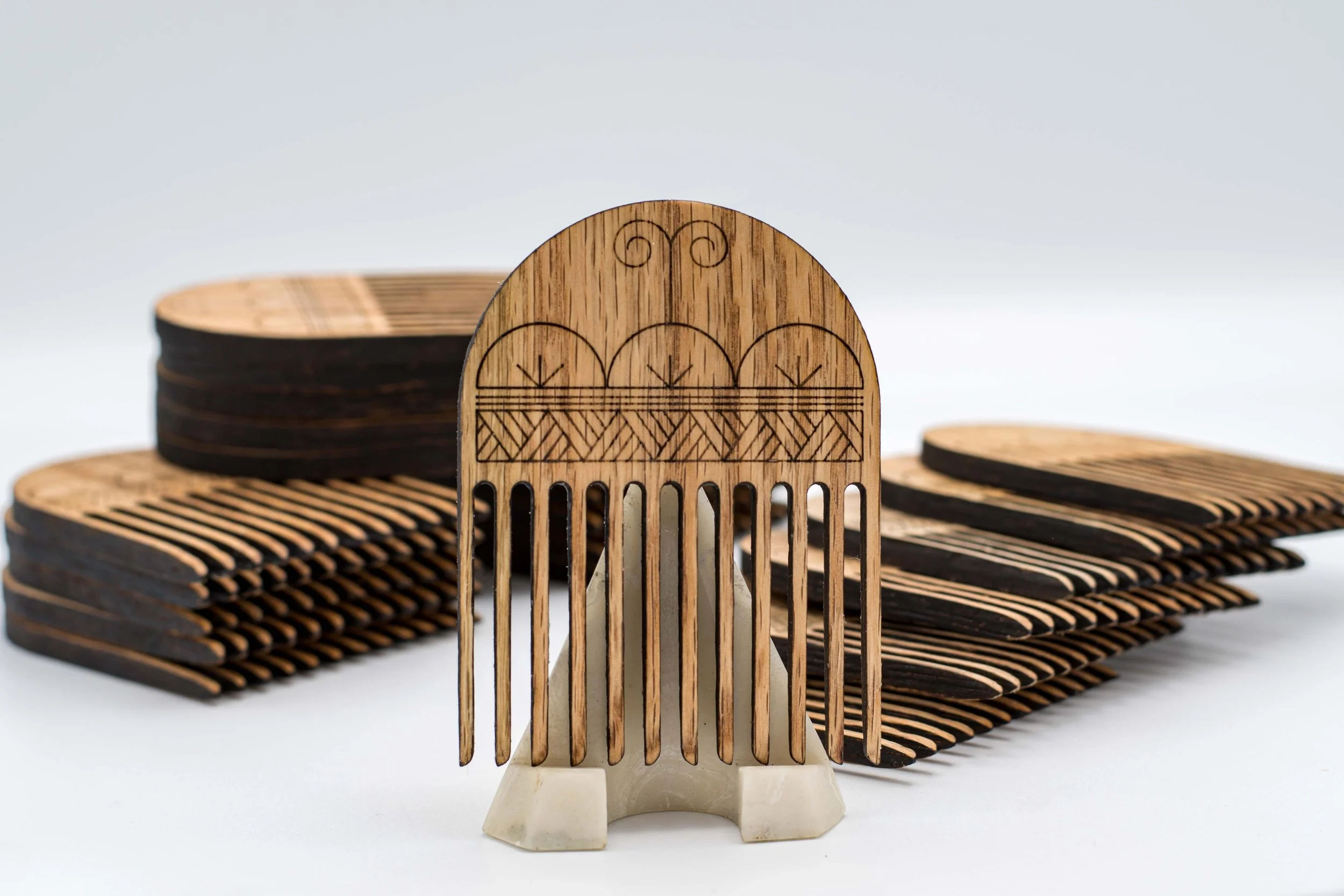 Combs03.jpg