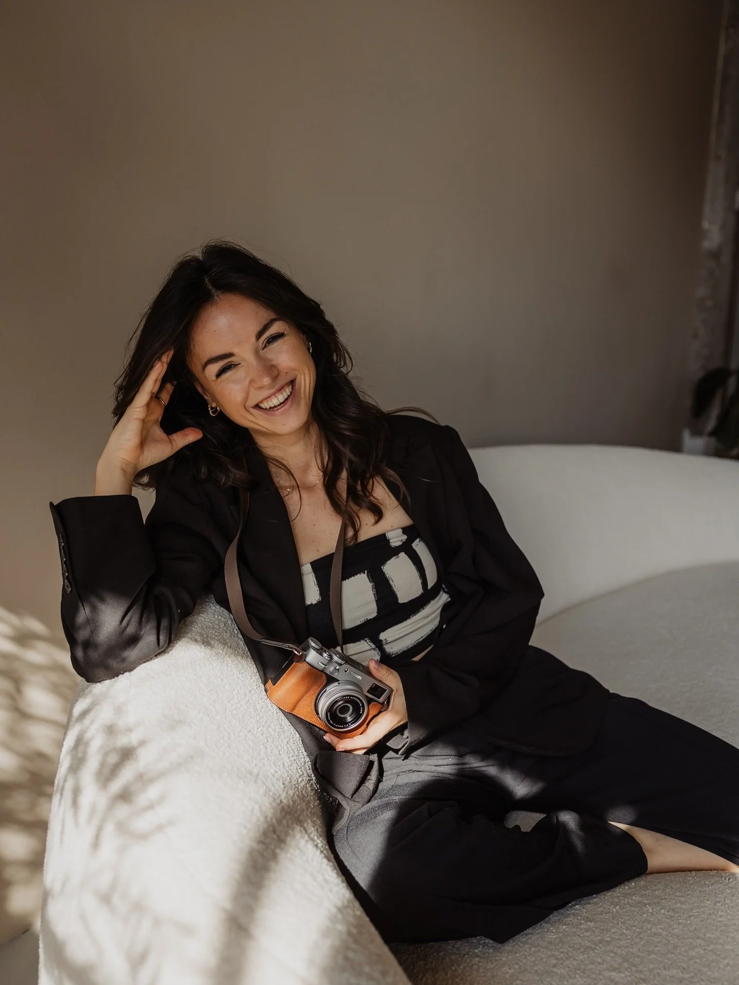 Er zijn weer wat nieuwe volgers bij dus tijd om weer eens mijn gezicht te laten zien!
Want waar ik normaal gesproken veilig achter de camera sta wil ik het toch ook wat persoonlijker maken hier. Tijd dus voor een kleine verzameling beelden uit mijn l