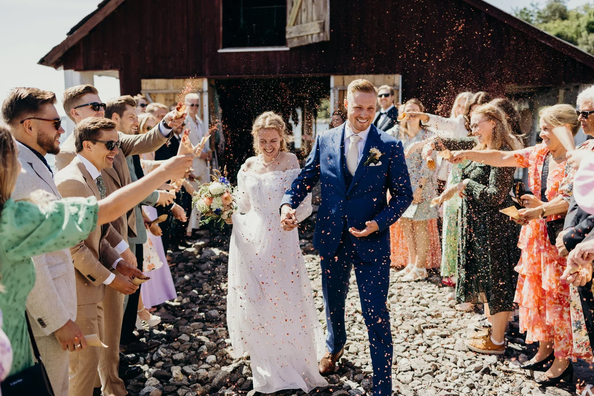 "Utevielse" og hagebryllup på Kyrkjøy i Ryfylke