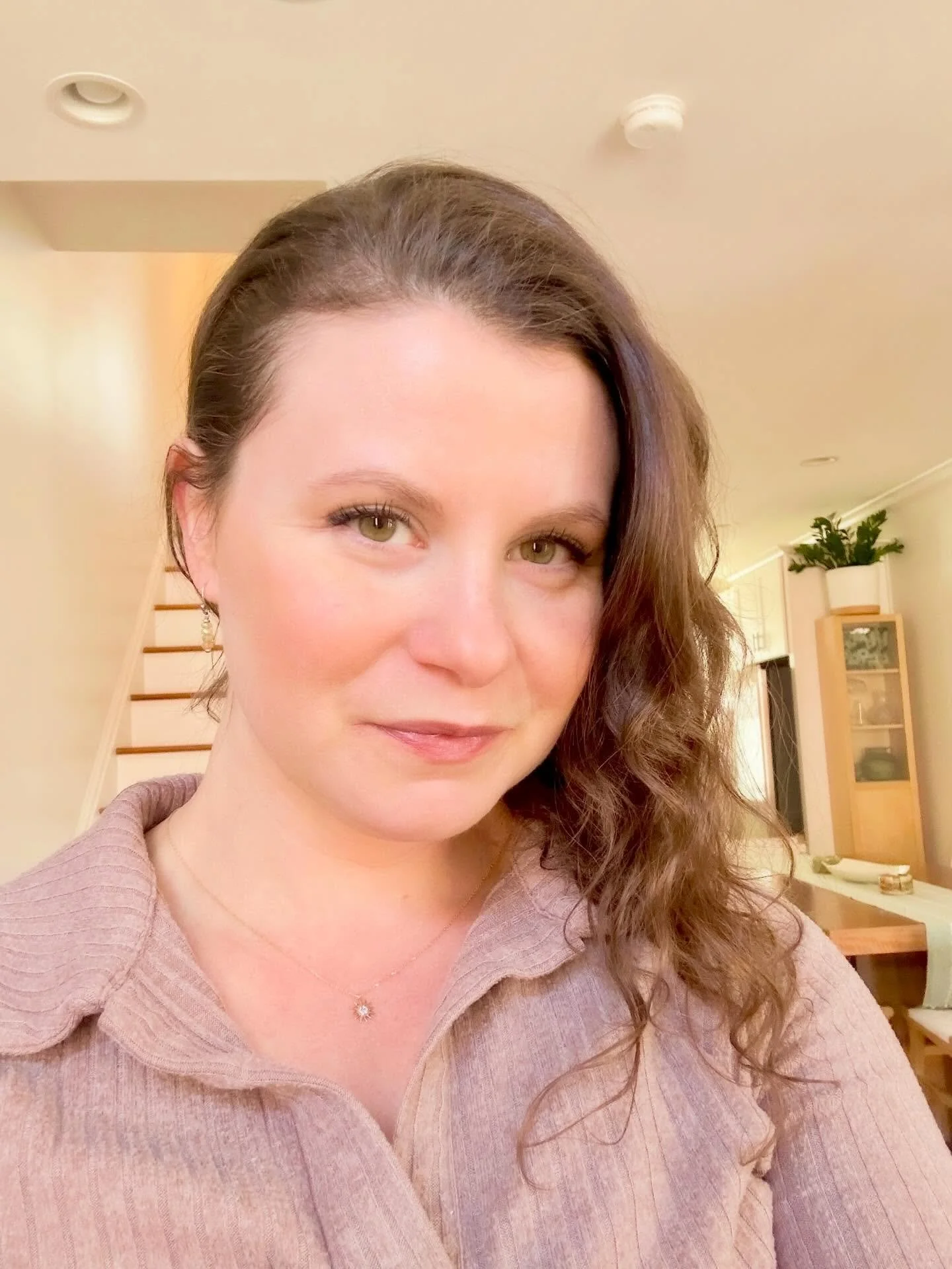 🌸This was MARCH🌸
&bull;
&bull;
I mostly share about my coaching work here these days&hellip; But it&rsquo;s important that I also share human the things too.

✨going to shows
✨seeing friends
✨visiting favorite places
✨taking class
✨visiting with TN