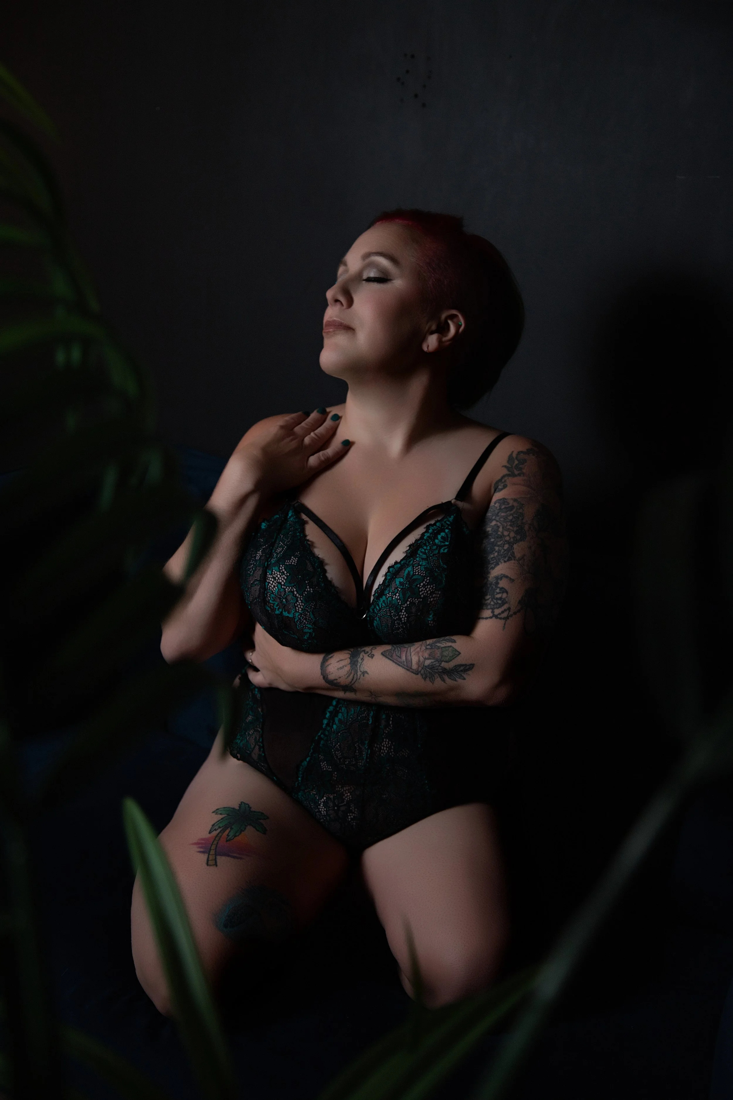 Calgary's Best Plus Size Boudoir Photographer