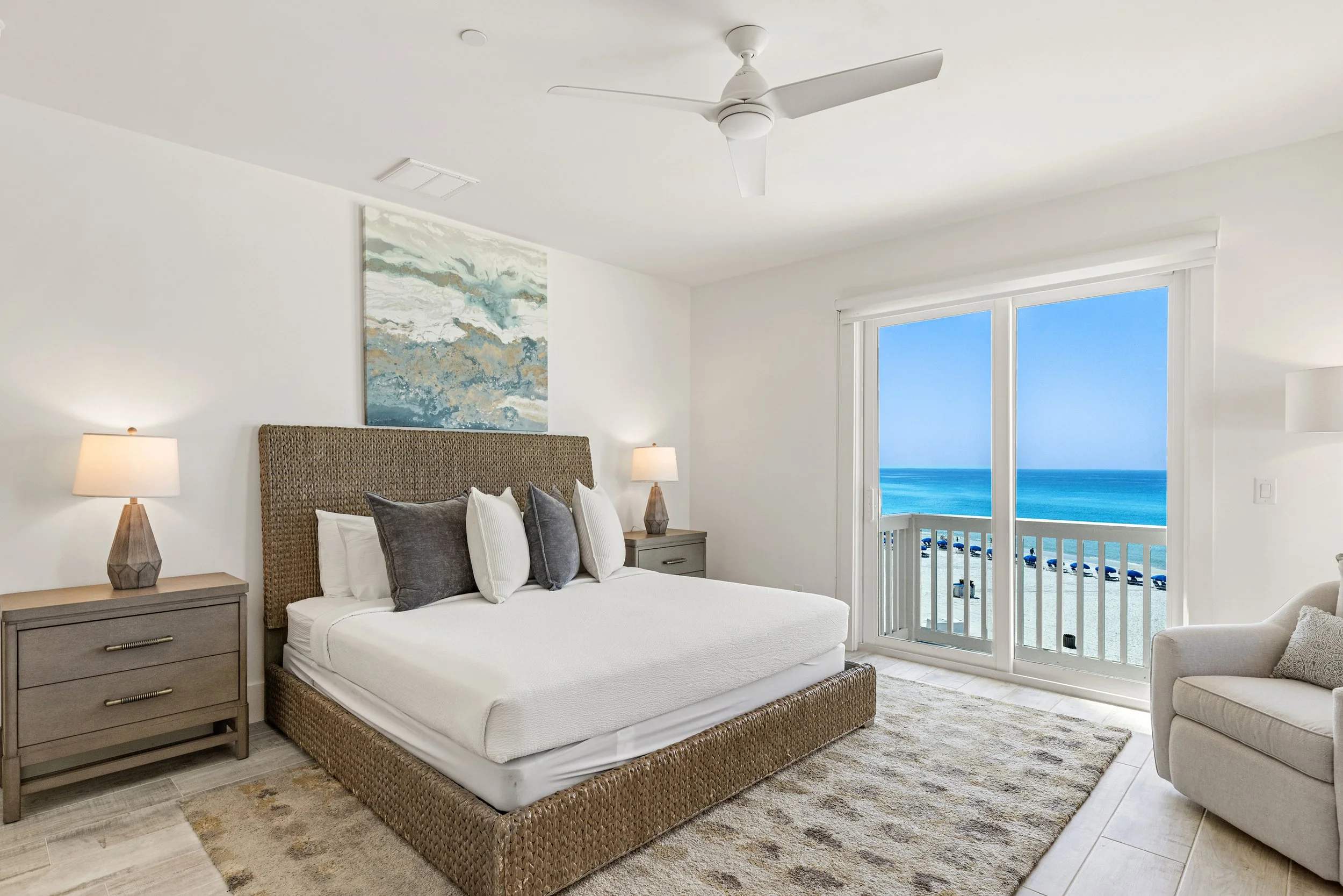 17647FrontBeach_038.jpg