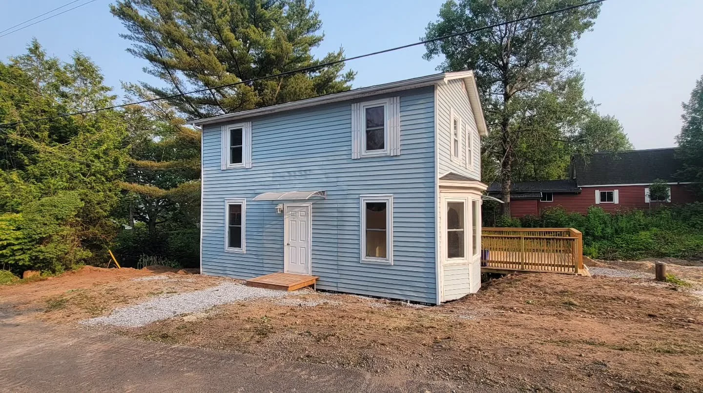 GrandBay property foundation insulation project - done! ✅ 
Great to work with the guys who know what they're doing, and work non-stop until it's done! In 2 days, everything is wrapped up with all the best quality materials from the outside and even f