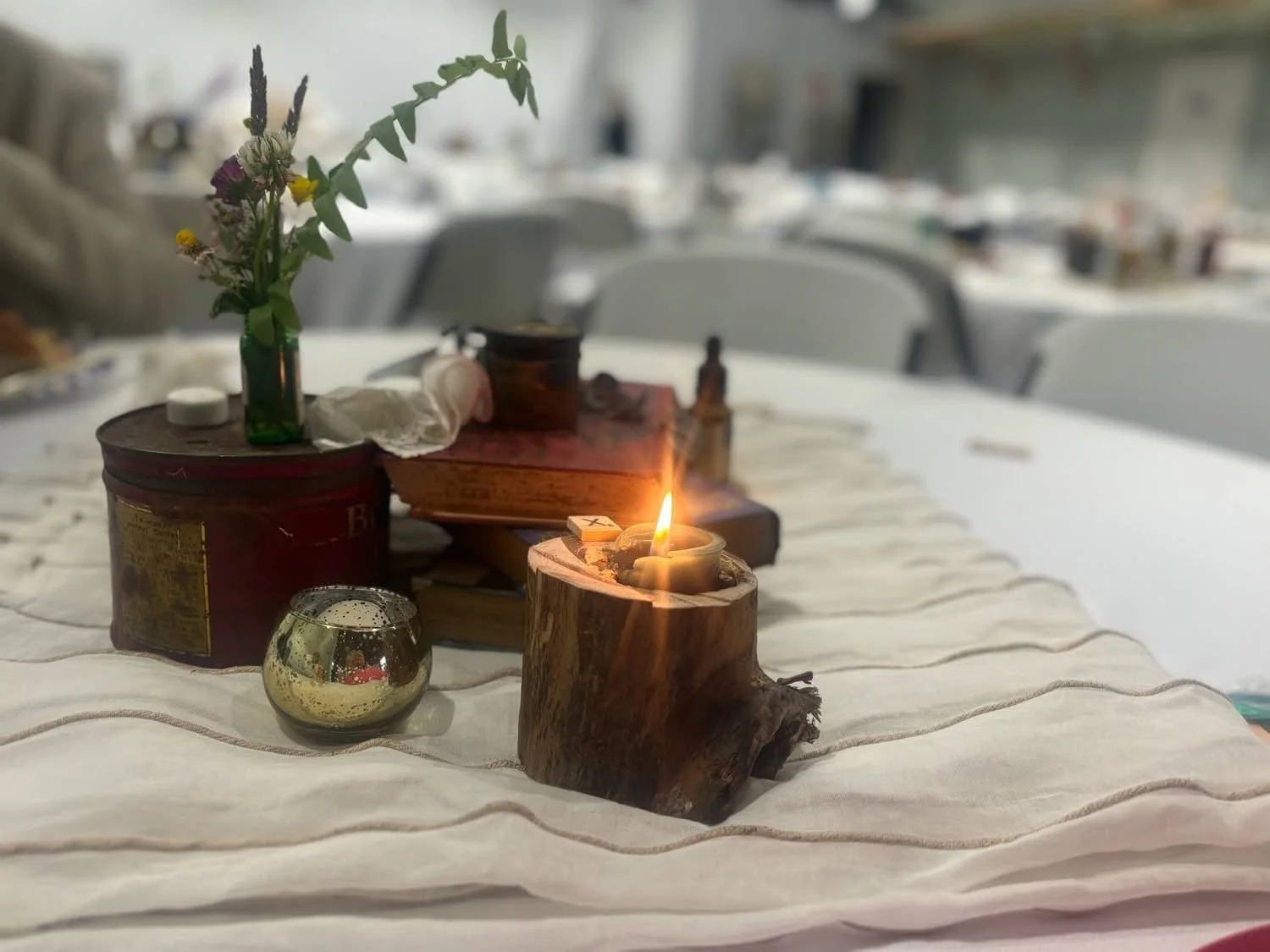 Antique, Rustic Table decorations for Wedding