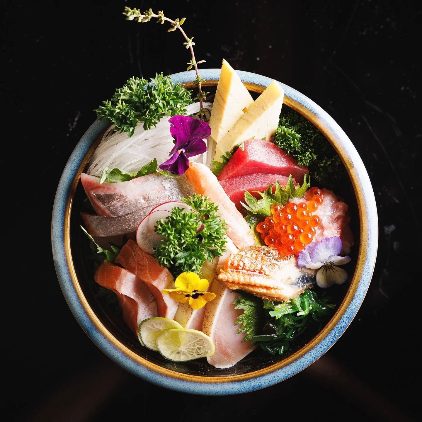 The bowl that stops the scroll. 🐟✨ Chirashi Don at Tsukiyo Sushi &mdash; because dinner should be beautiful.

📍LA: 3959 Wilshire Bl. #A-11, LA, CA 
(213) 375-7500
📍OC: 16492 Beach Blvd #4, Westminster, CA 
(714) 369-6226

⏰ Sun - Thu 11:30 AM - 10
