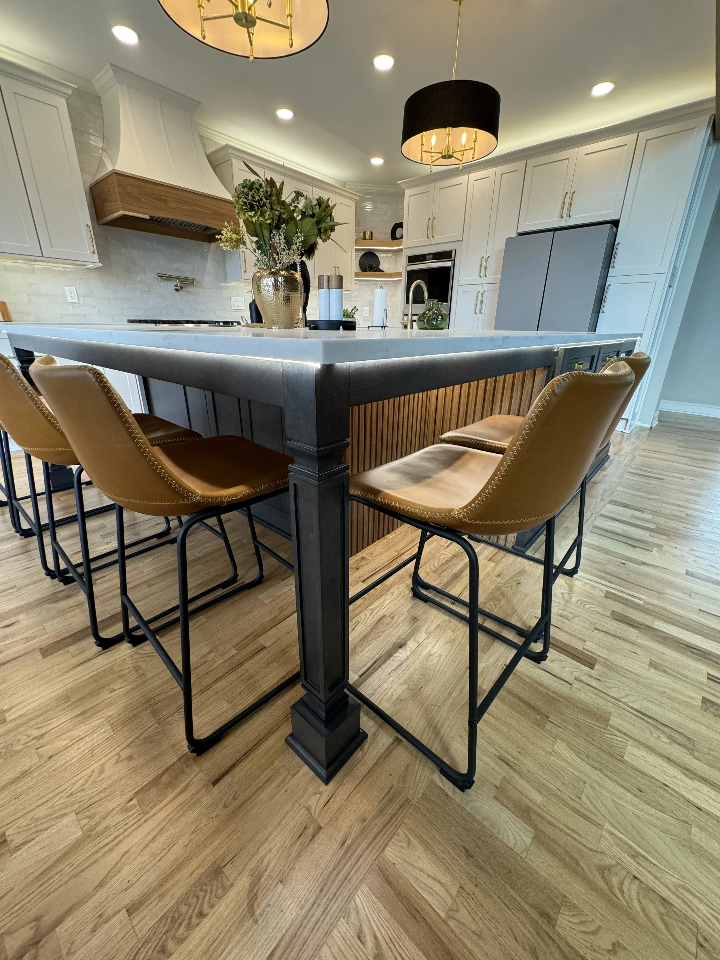 Johns Creek kitchen remodeling with quartz island and gold finishes