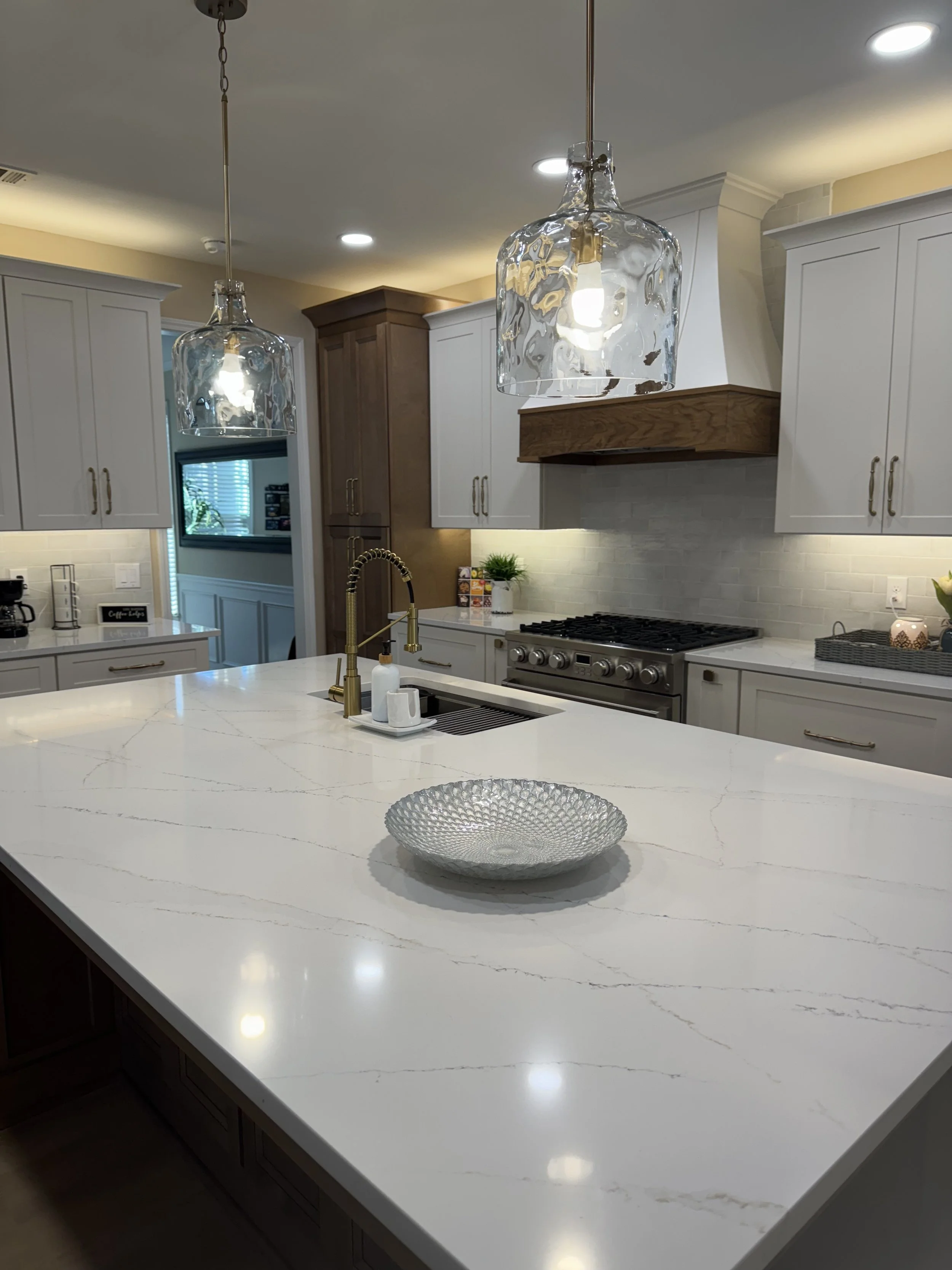 Kitchen Remodeling in Johns Creek, GA: A Straightforward Guide to Cost, Timeline, and A Job Well Done