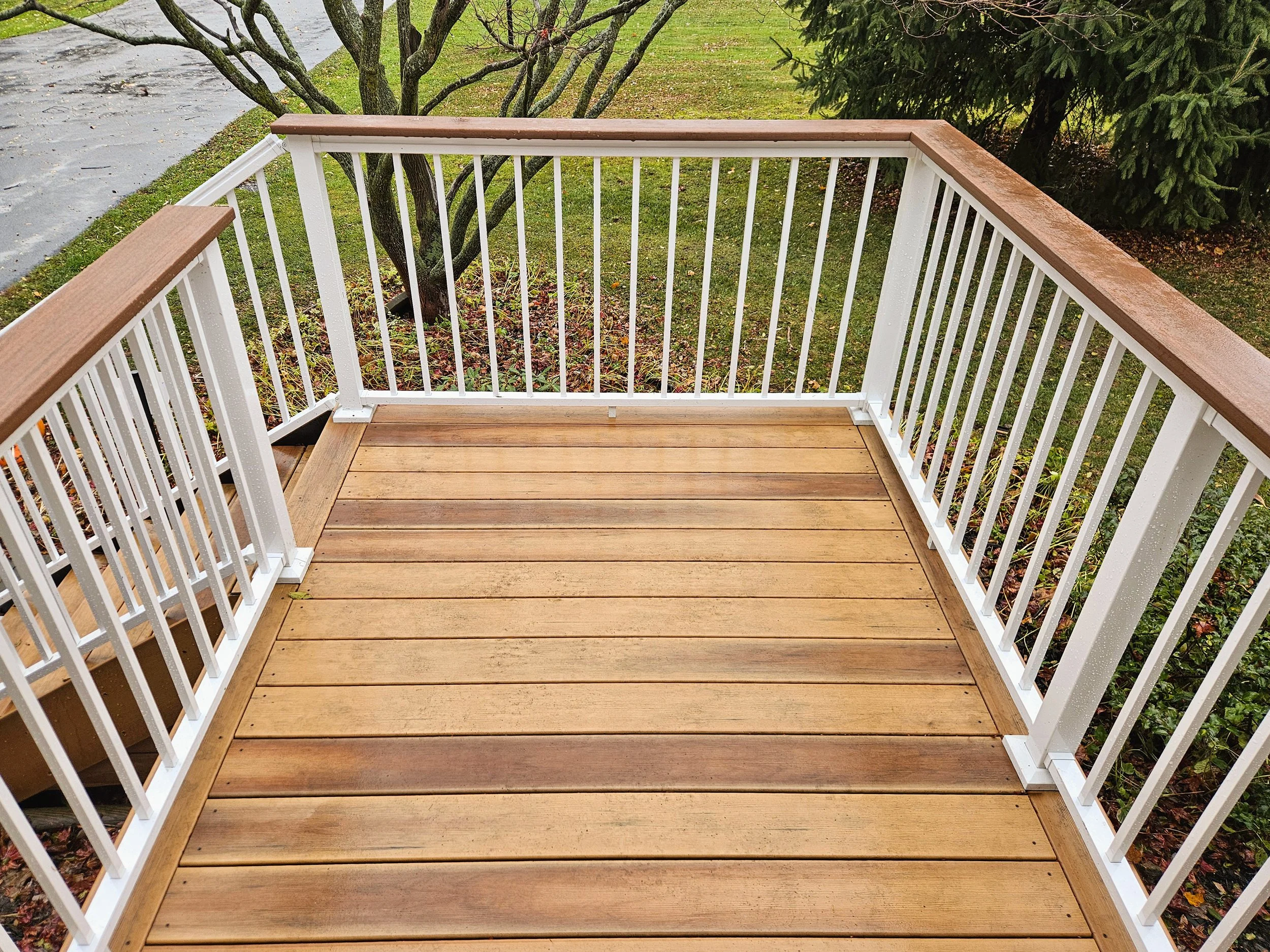 spencerport-composite-deck-top-view.jpg