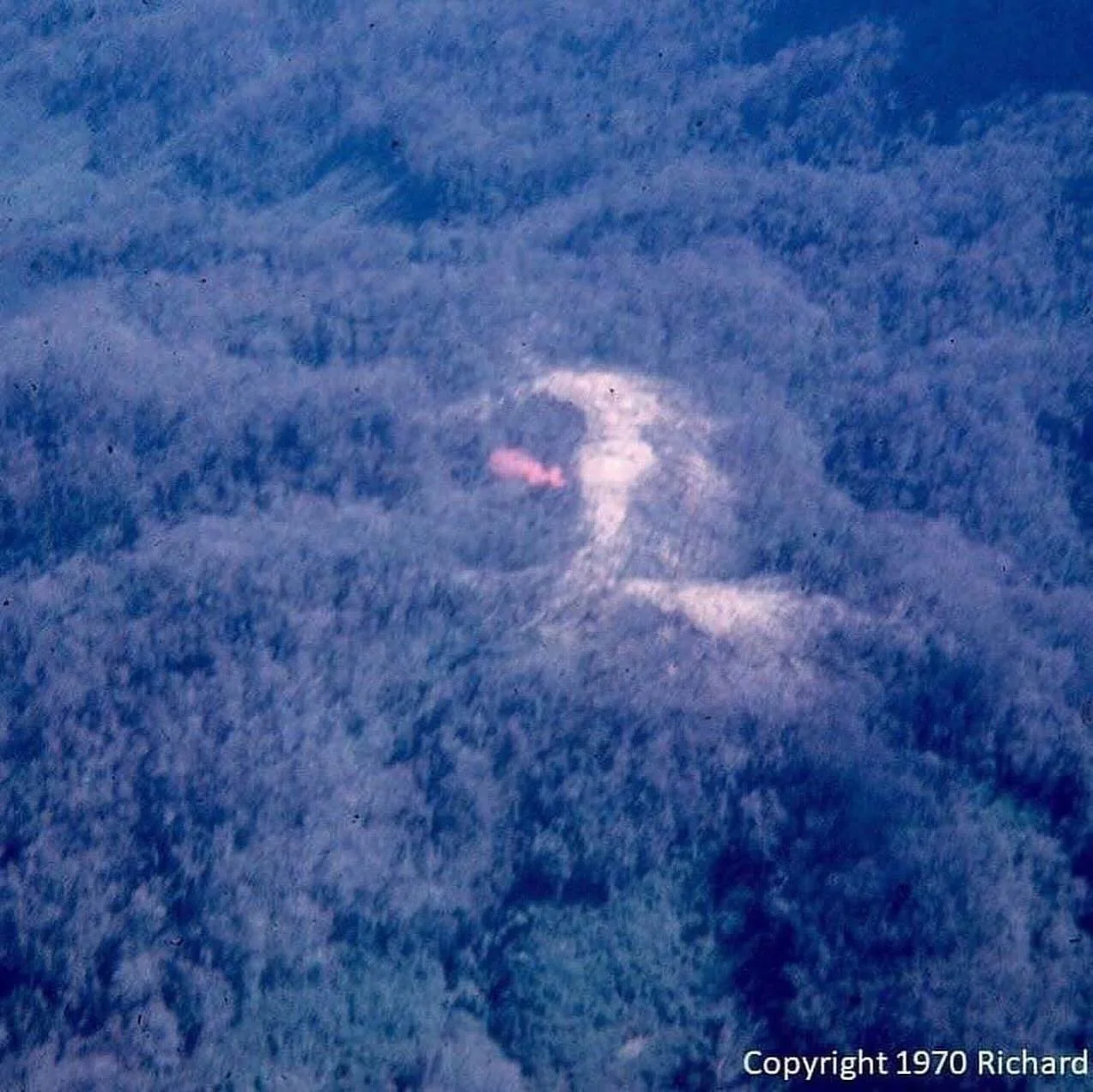 LOE3: Historic Preservation 

Recon Team under fire during a hot extract 50 + years ago during the Vietnam war

Many teammates lives have been saved by these incredible pilots and their aircrews....

Photos provided by HM3 Richard &ldquo;Doc&rdquo; B