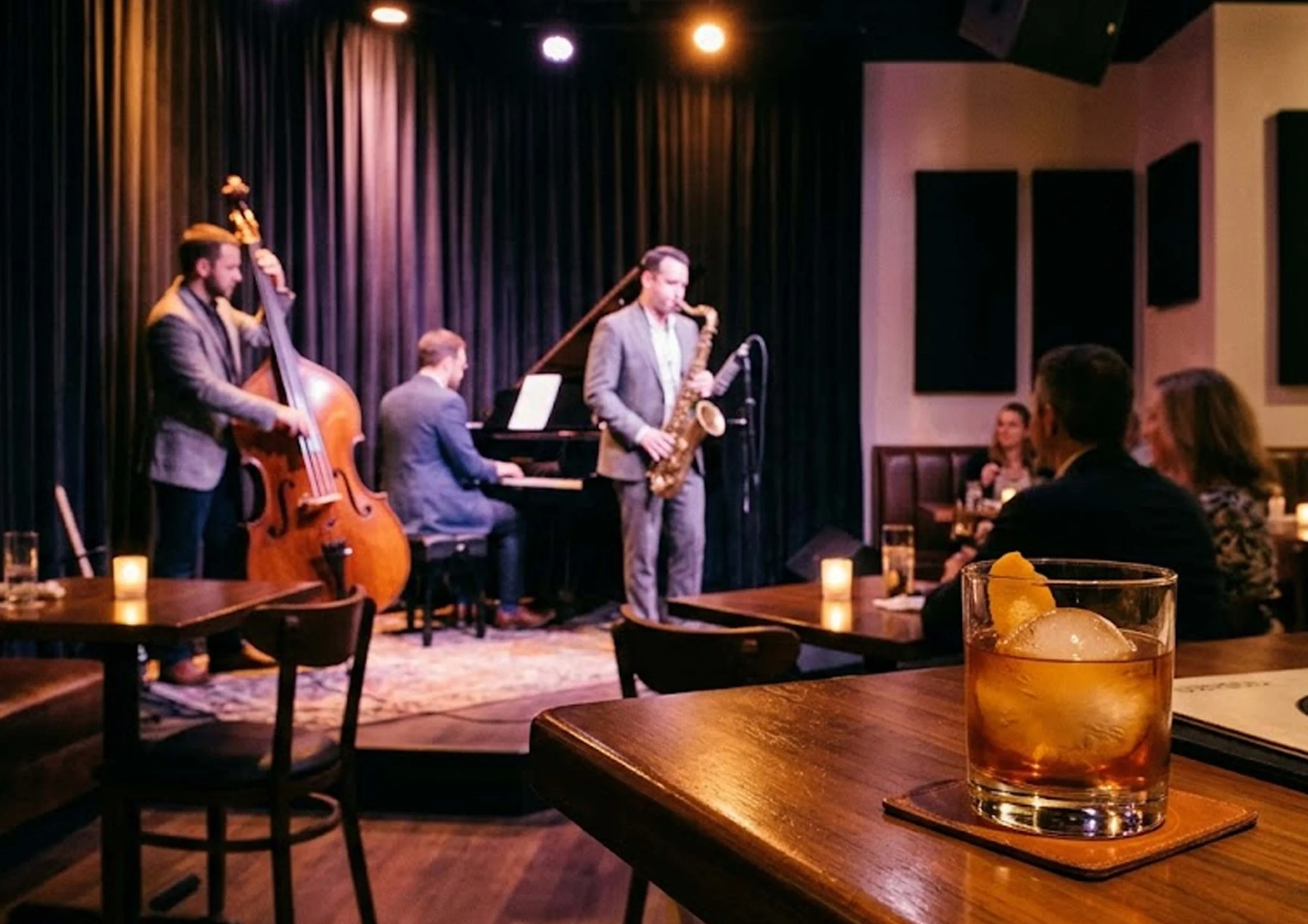 Top Places for Jazz and Cocktails Near Jean NV
