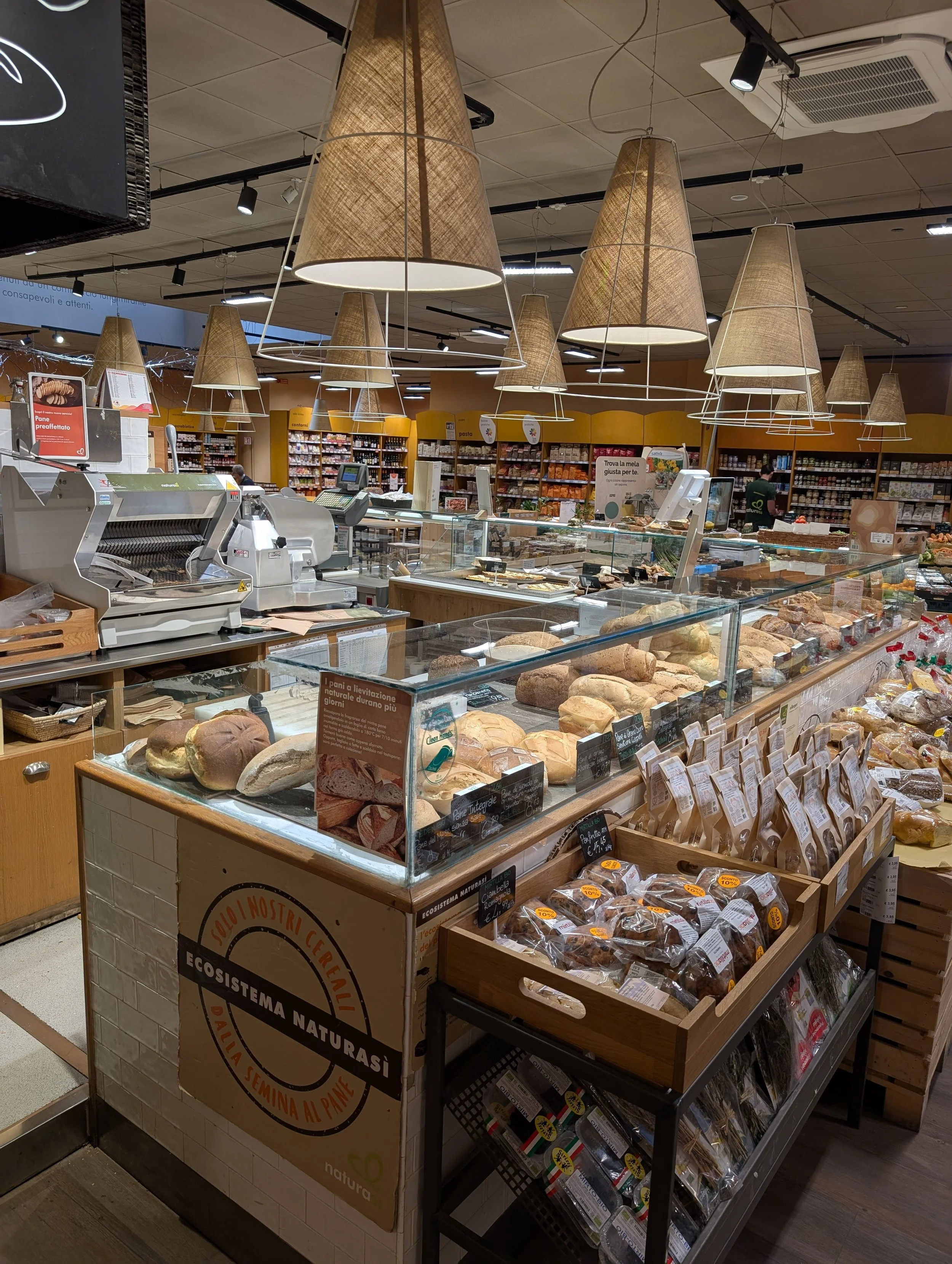 AAG-FreshPathMarket3.jpg