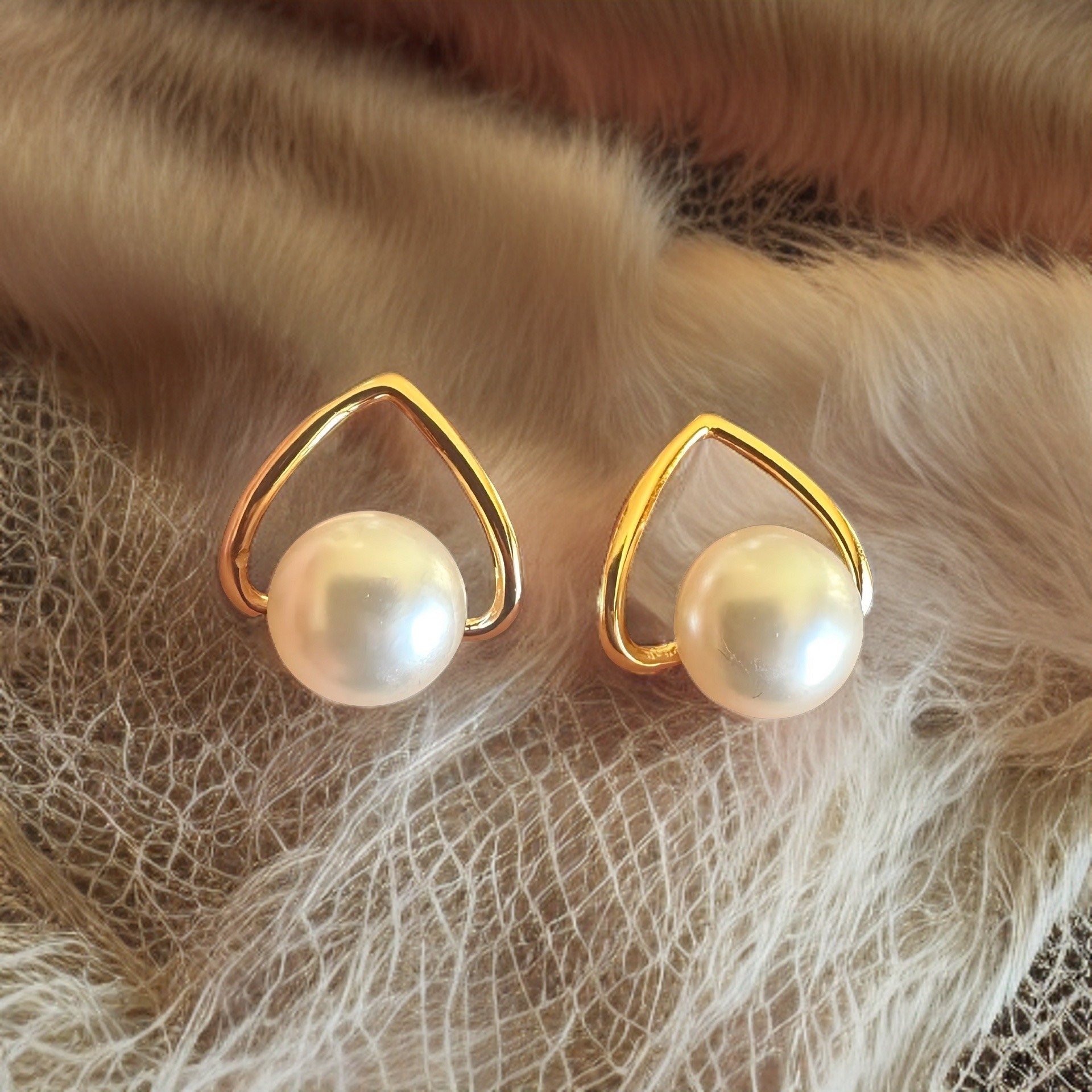 https://i.etsystatic.com/41433864/r/il/a913e4/5101056130/il_fullxfull.5101056130_bfqu.jpg
