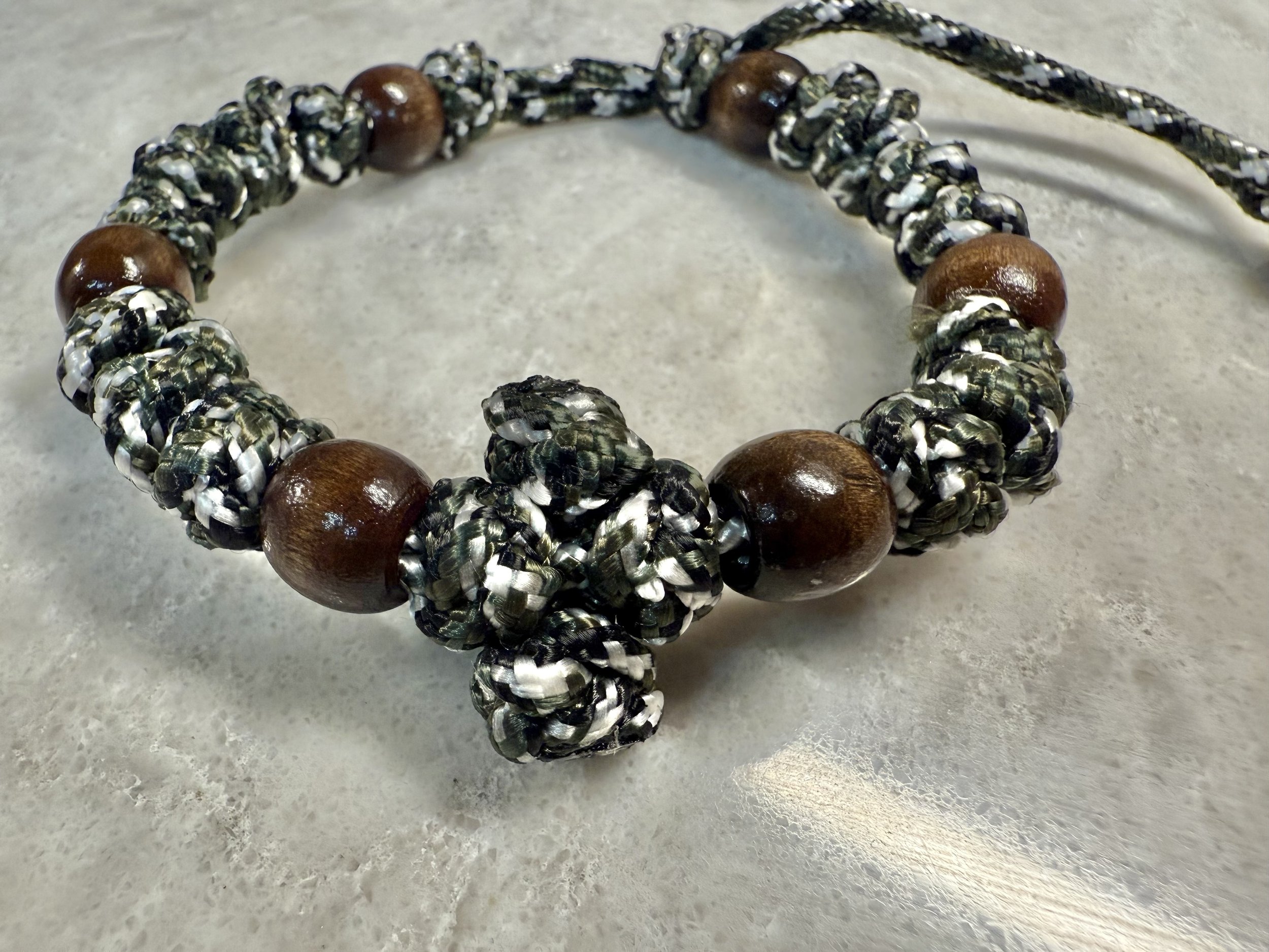 B&Wbracelet6.jpg