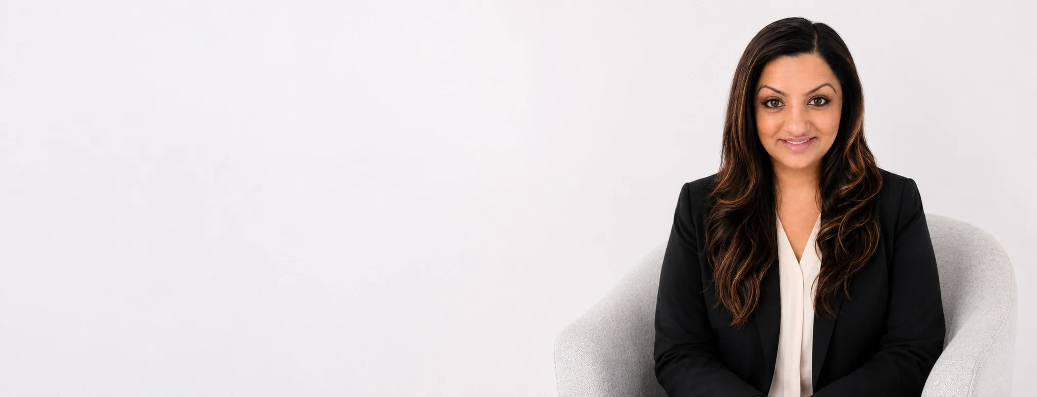 Professional headshot of Amy, registered therapist providing virtual counselling services across Alberta.