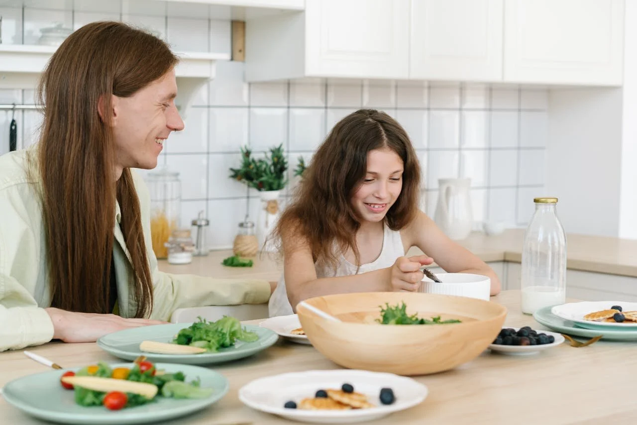 Supporting Someone with an Eating Disorder: The Essential Guide for Friends and Family