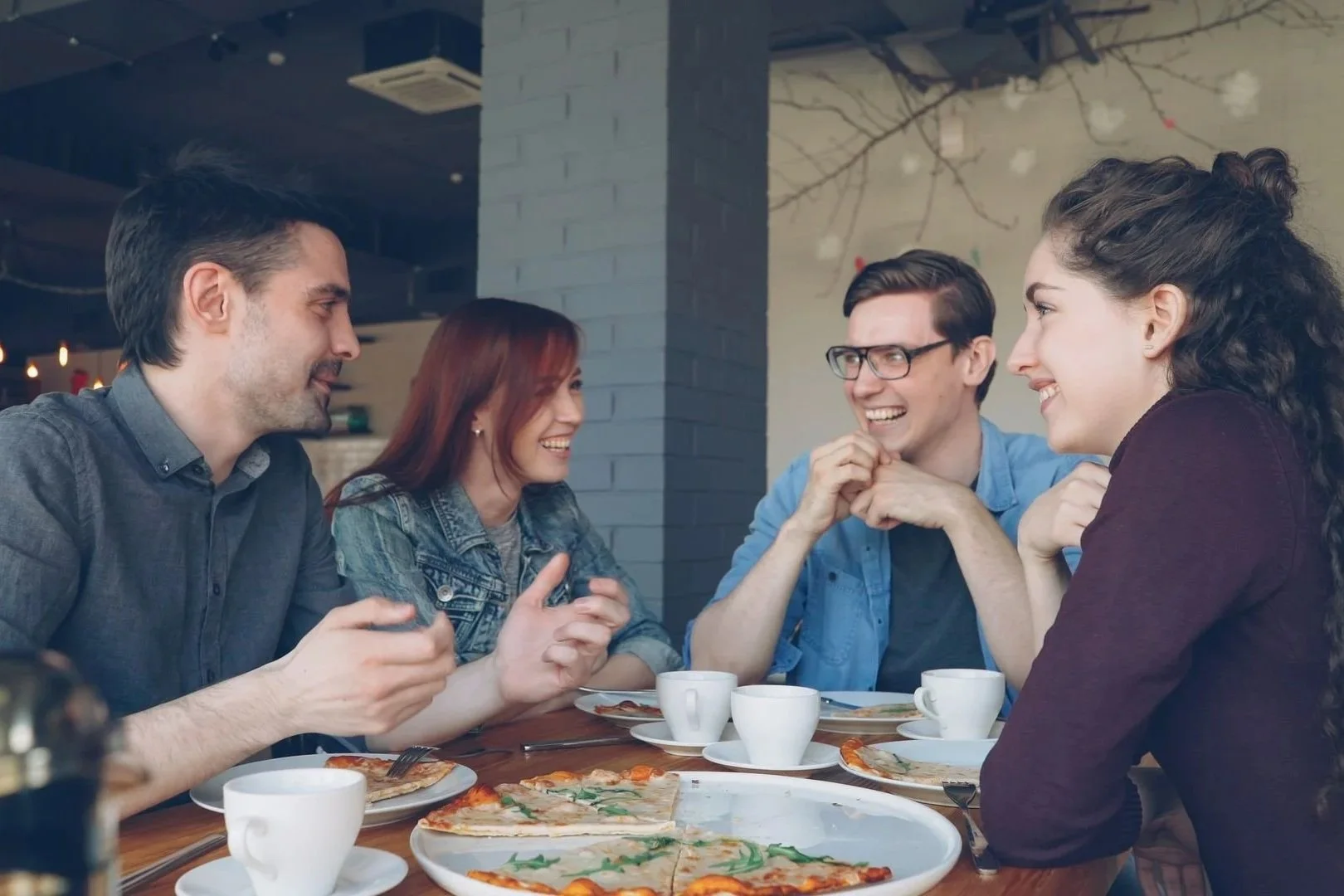 Struggling With Adult Friendships? Here’s How to Make Friends as an Adult