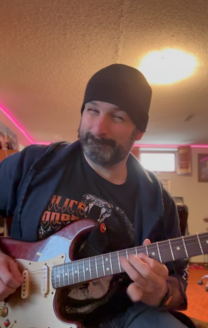 Playing around with some funky backing tracks ๐คฉ
#guitaristsofinstagram #jamming #backingtracks