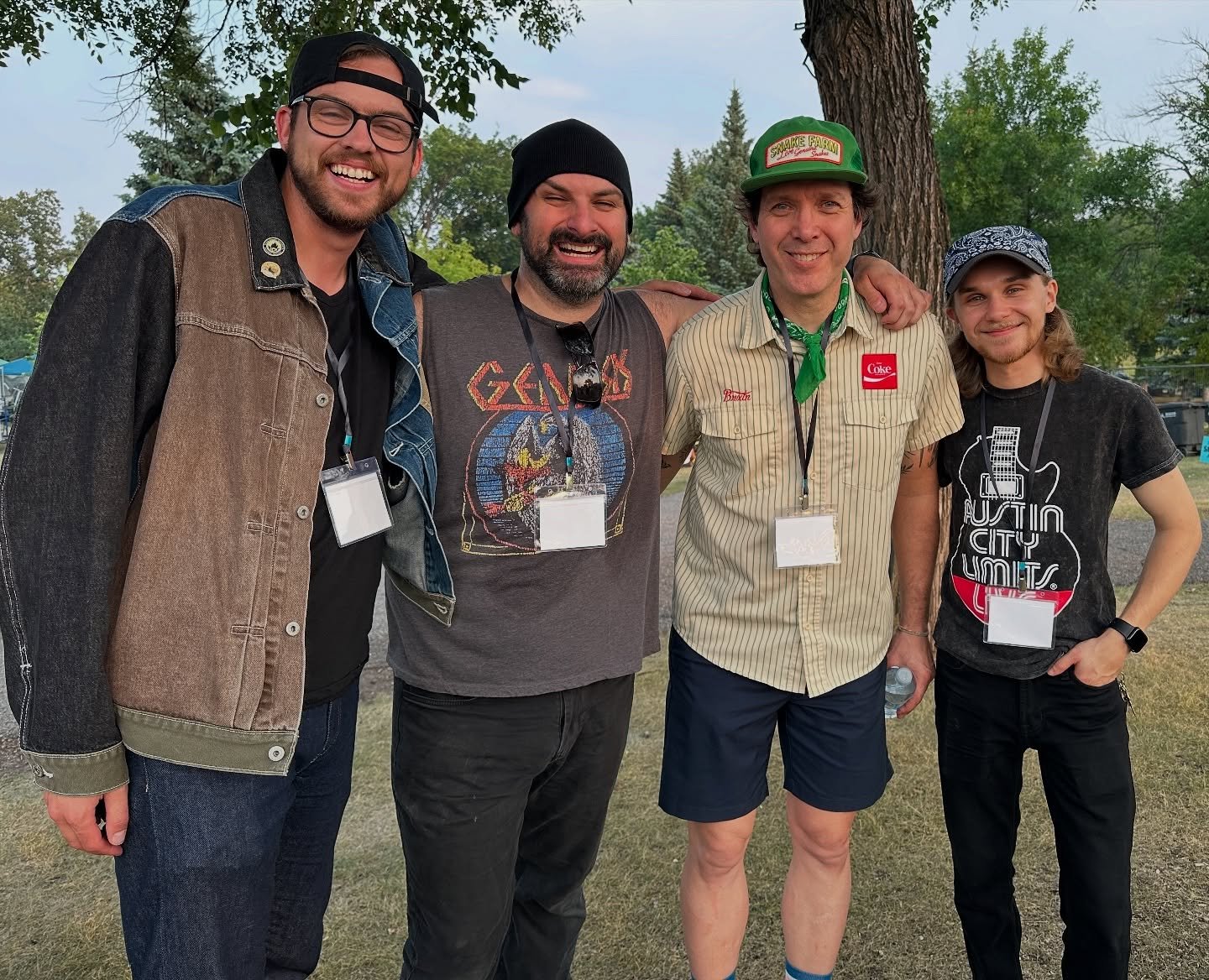 Great times at @salamandermusicfest yesterday!! π¦
Big shoutout to Dane Neufeld! Who played his last show with us this weekend. We’ve had a blast working together, bringing his feel and vibe to every set and every song we recorded. π
He&rsqu