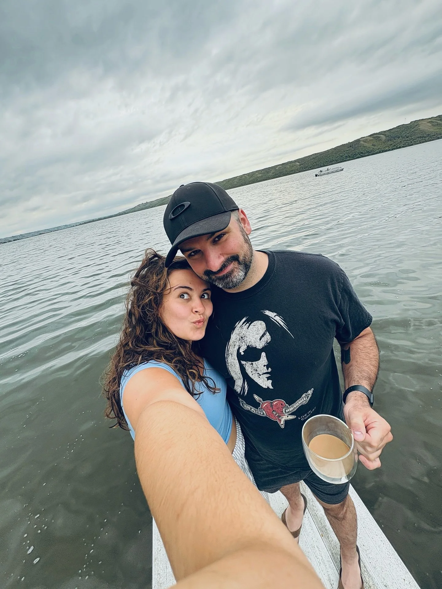 Weekend getaway with my favourite β€οΈ
Coffee on the dock, campfire nights, lake views and a whole lot of relaxing. βπ₯
Already stoked for our next camping getaway. ποΈ
#camping #relaxing #getaway