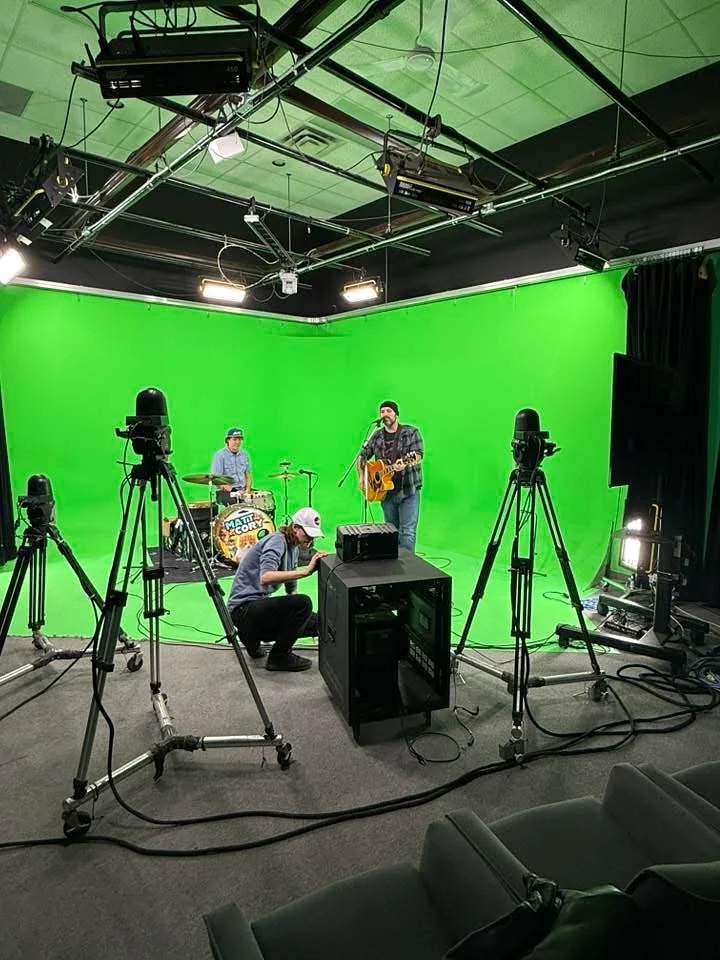 Huge thanks to Frank McGuire and Manitoba Music Makers for having Craig Metruk and I on the show!

We had an awesome time talking about our musical influences, Ace Frehley&rsquo;s passing and how Craig&rsquo;s brought a whole new dynamic to the music