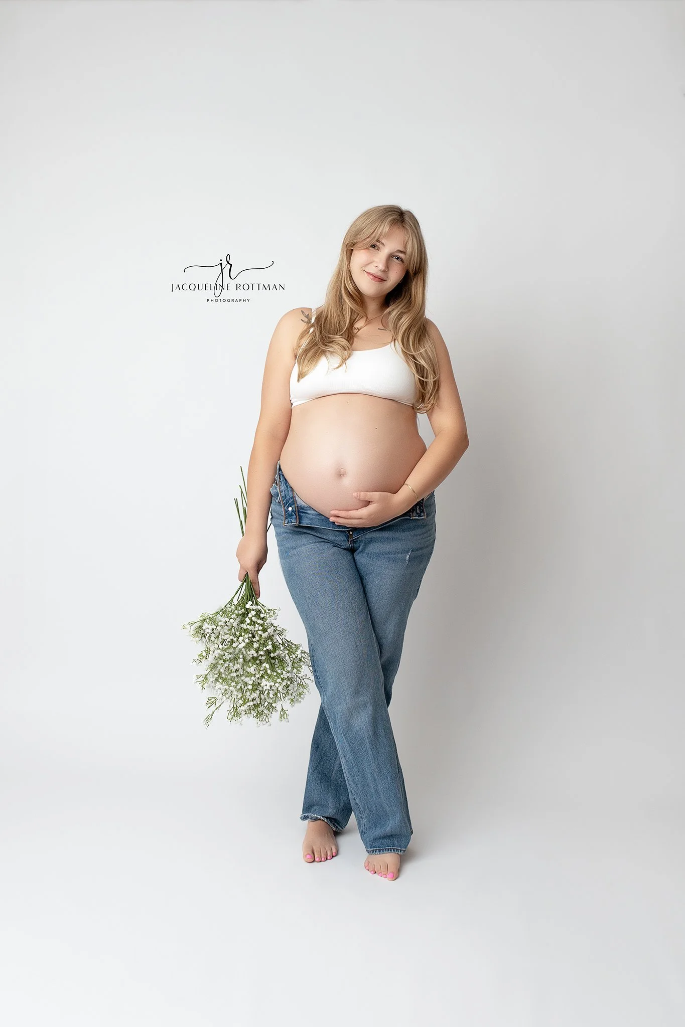 Lee's Summit, MO, maternity, newborn, studio, bra, jeans, maternity photographer near me,  white, timeless, Overland Park, Kansas