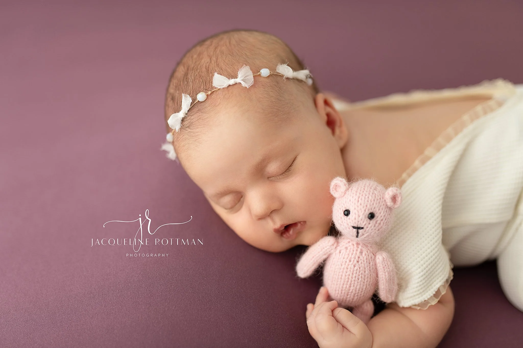 award-winning-newborn-photographer-in-lone-jack.jpg