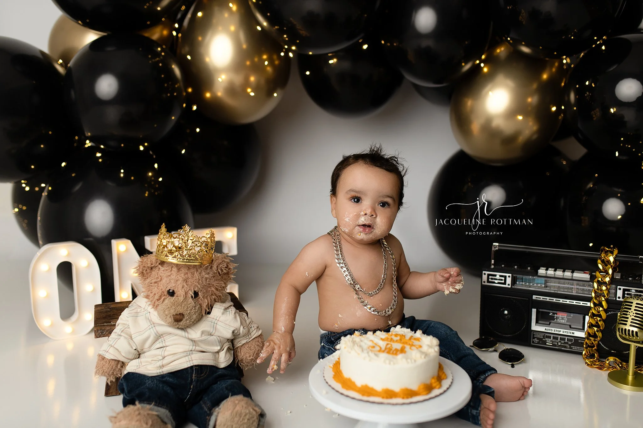 cake-smash-photographer-in-lone-jack
