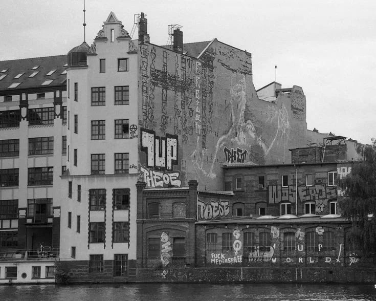 Berlin in 35mm Black and White | Chasing Departures.jpg