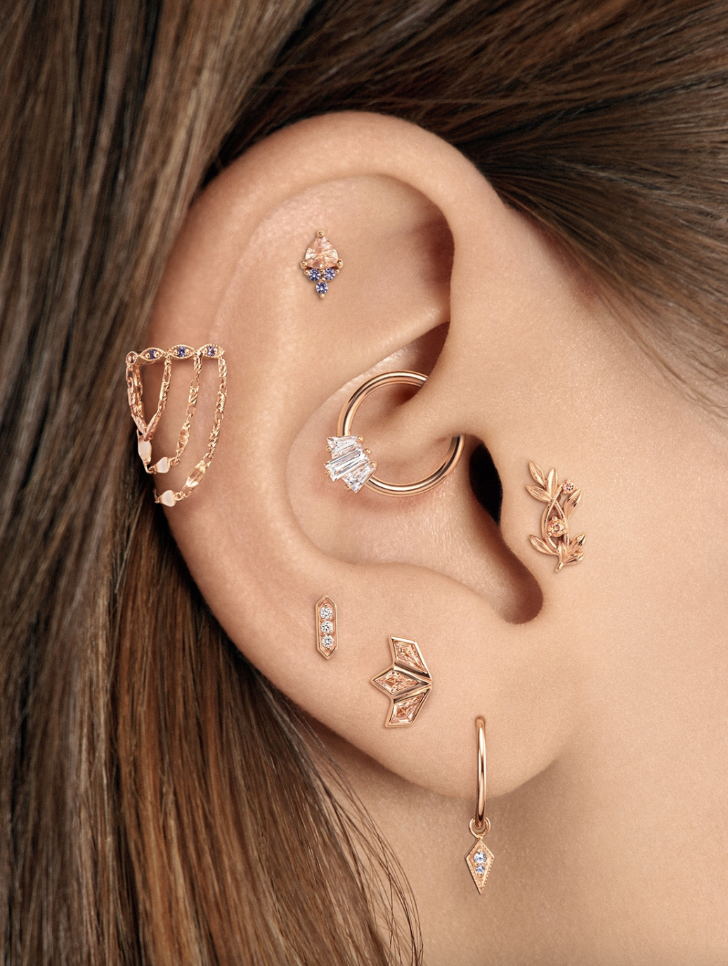 enigma-ear-curation-rose-gold-chain-triangle.png