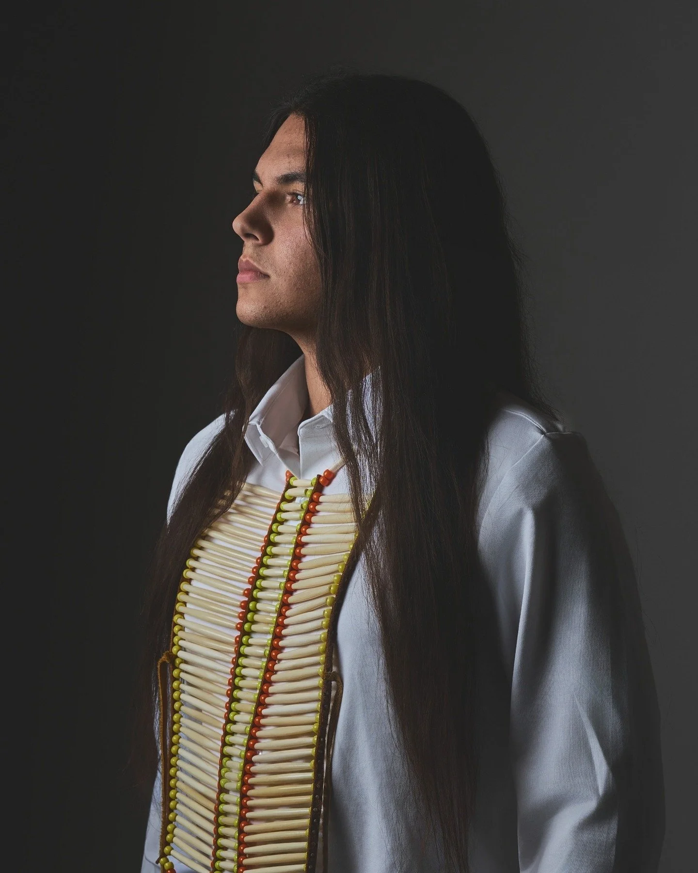 Premi&egrave;res Nations Atikamekw/Wendat

 #indigenous #indigenousphotographer #atikamekw #wendat #indigenousman #premieresnations #firstnations #autochtones #indigenousmodern