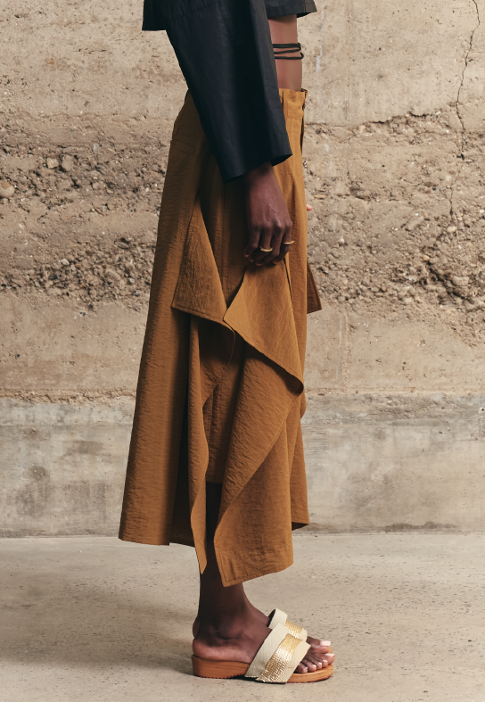 LOOK_04_008CROPPED.png