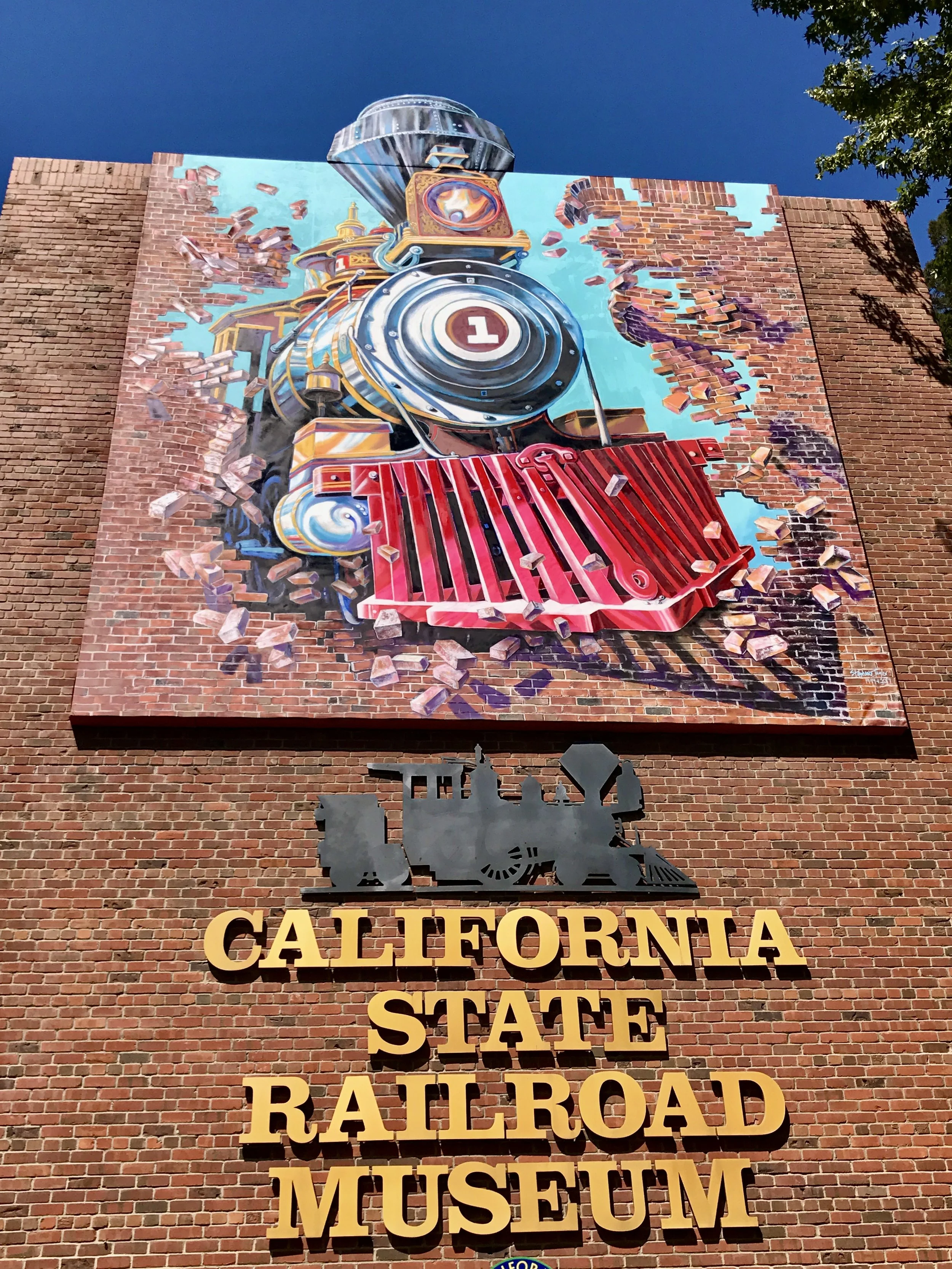 Nine: Murals & Paintings