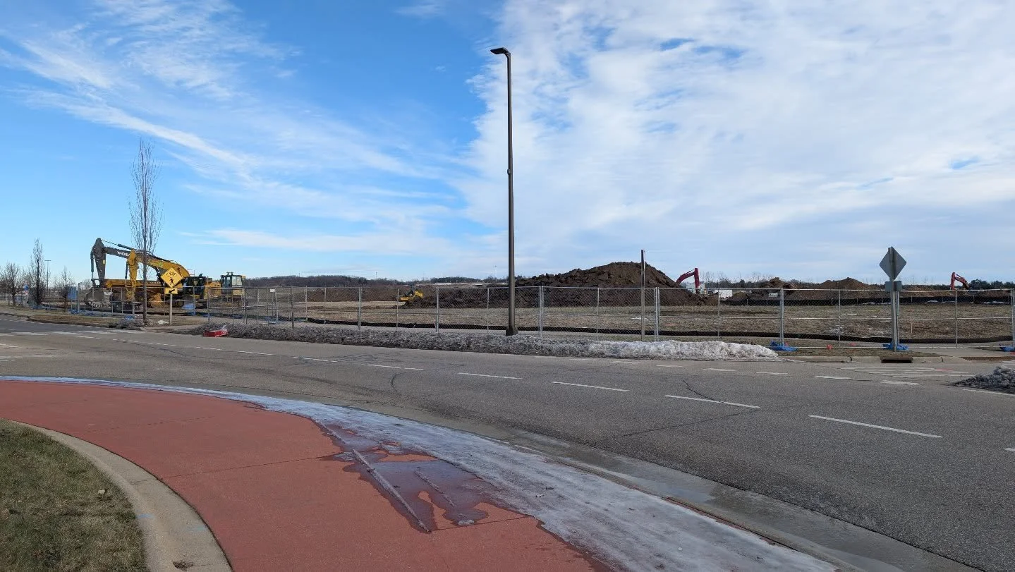 What's "growing" on?

Construction has begun on the Lido Apartments at the corner of Lacy Road and East Cheryl Parkway (next to the new rehab hospital that broke ground a couple of months ago). This 114-unit building will feature apartments