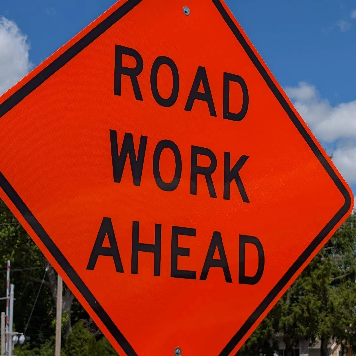 🚧 ROAD WORK AHEAD 🚧

Winter is in the rearview mirror, so that means it's Wisconsin's other season: road construction.

Summer road projects in the city have begun, and sidewalk replacement work should begin in July.

Meanwhile, there are two road 