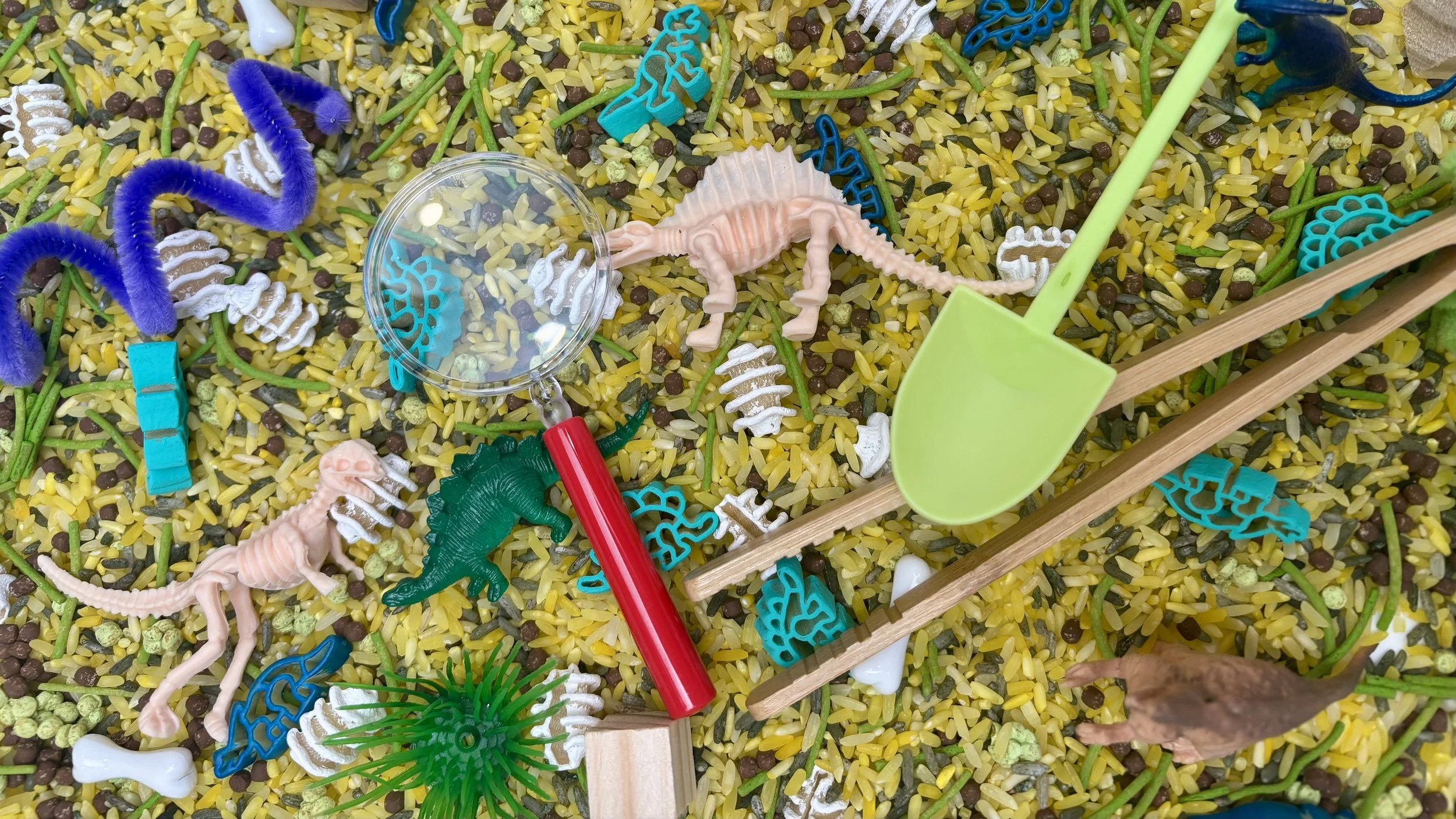 Dino Dig Dump&Play