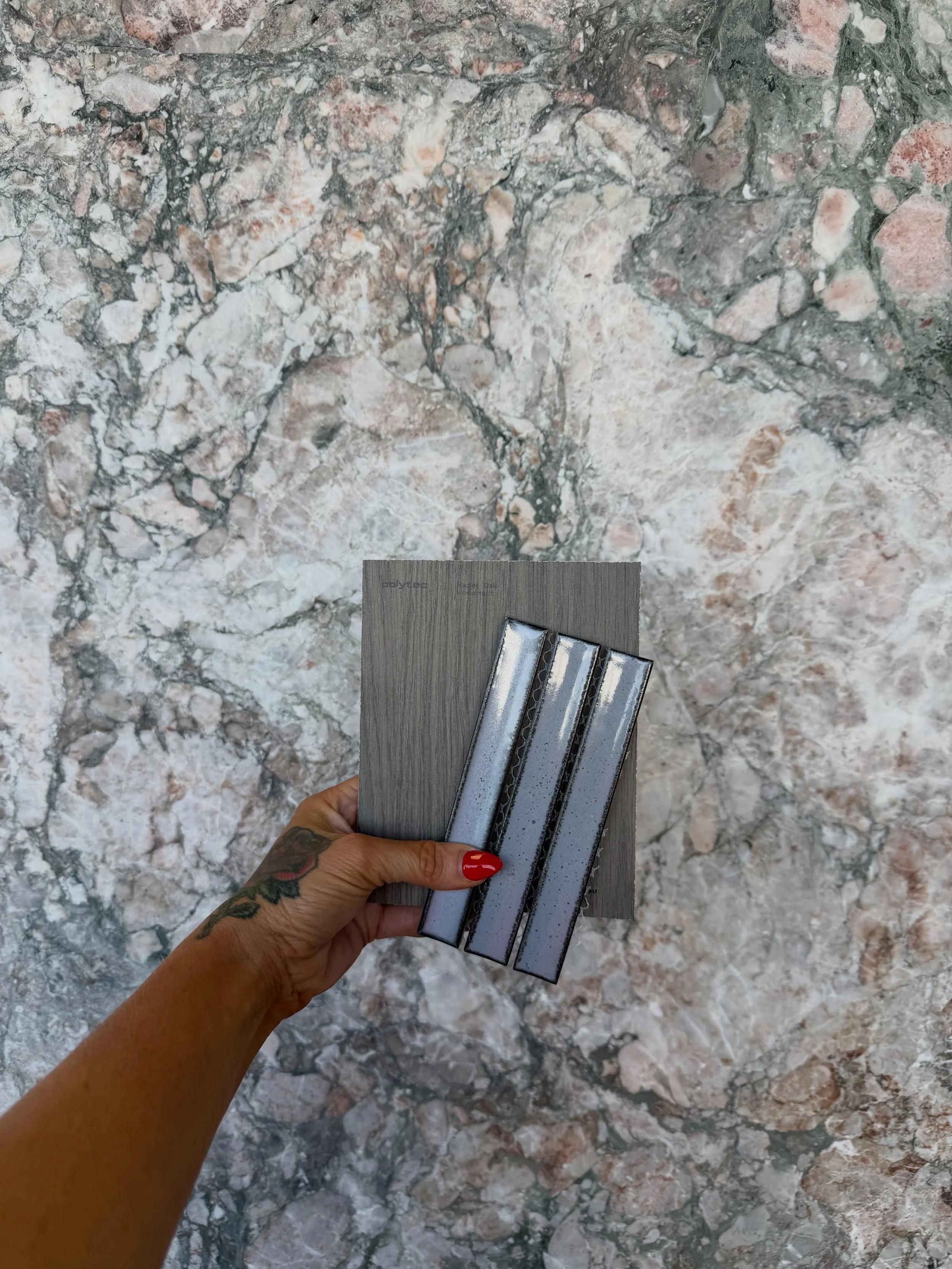 Natural stone has a way of speaking to you.

You can look at slab after slab, but when you find the right one for the right project, you just know.

Soft pinks. Smoky greys. A little drama. A lot of personality.

This one was an immediate yes 🙌🏼 @c