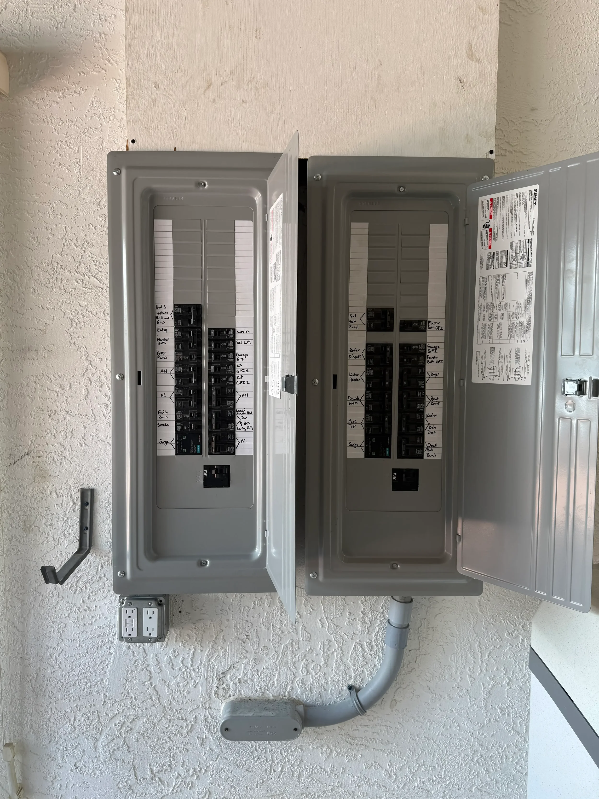 Discover Ryno Electric's licensed, insured, and expert electrical services, including Lighting / Fan Installs and Upgrades, Landscape Lighting, Surge Protection, Troubleshooting / Diagnostic, Remodel, Residential and Commercial Services, Panel Upgrad