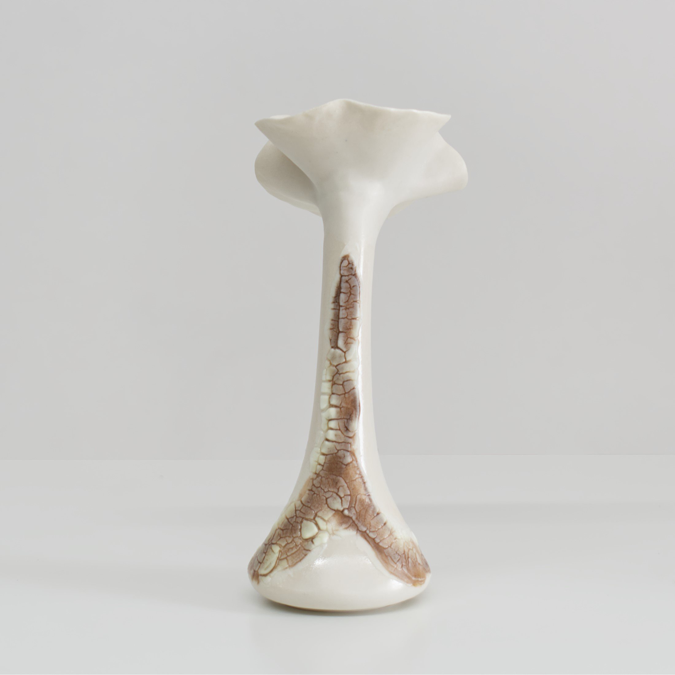 Fluerette bud vase_tall stalk back.jpg