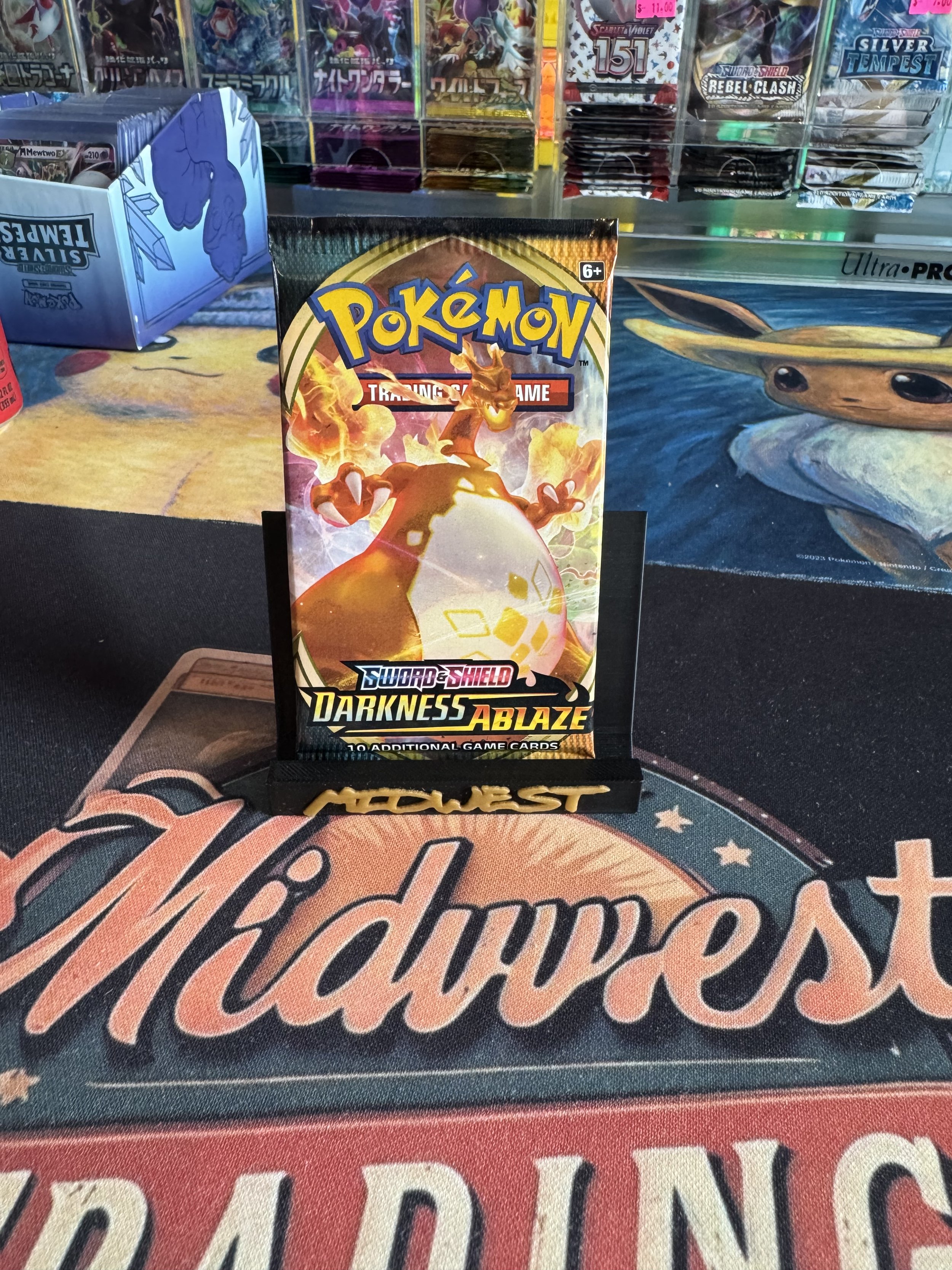1x Darkness Ablaze Booster Pack