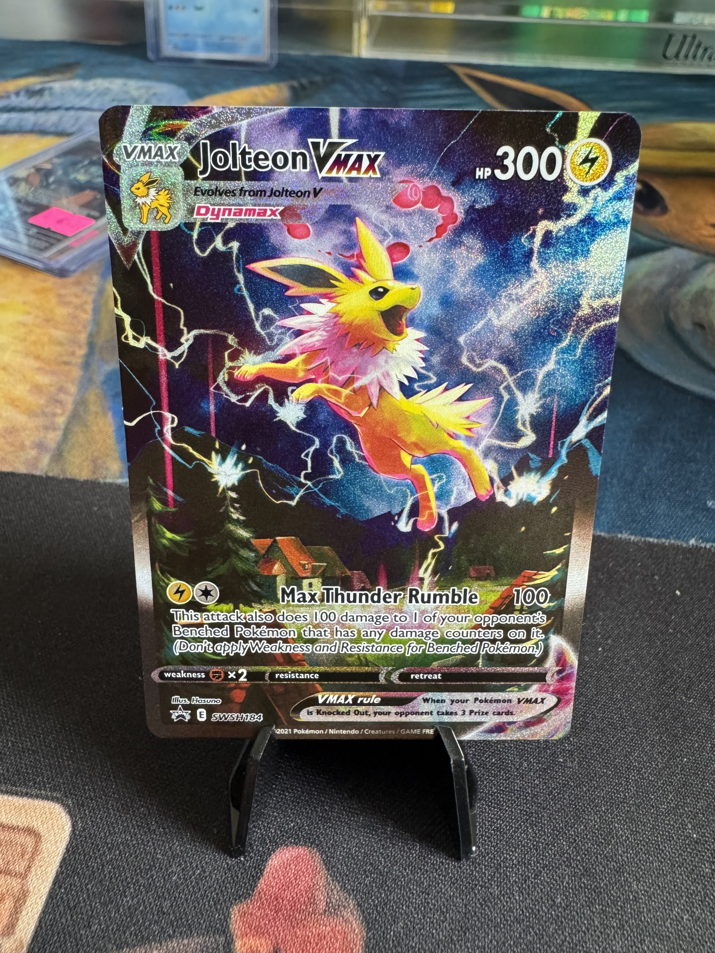 SWSH184 Jolteon Vmax - NM