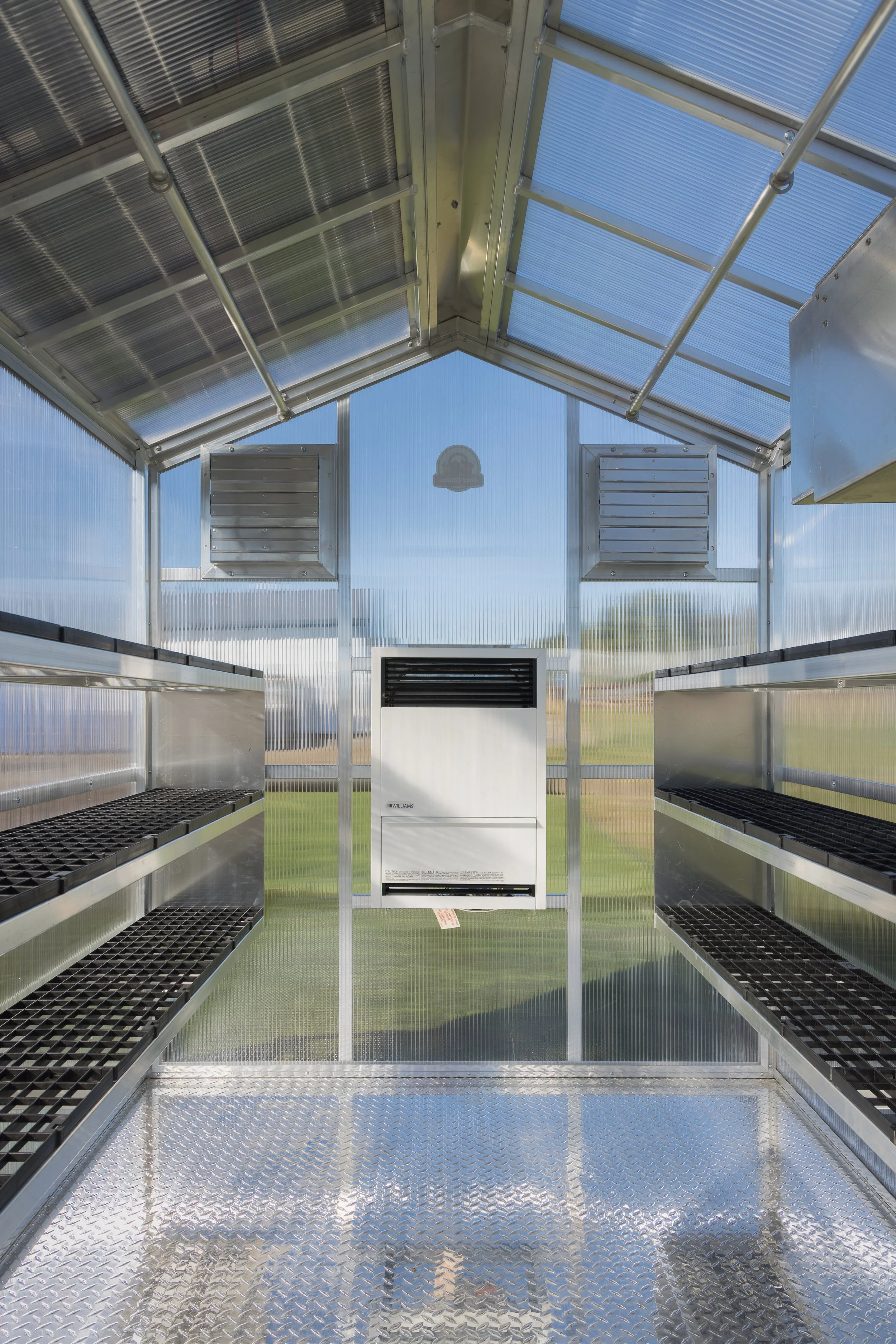 6x8 Mobile Greenhouse [Interior Vertical].jpeg