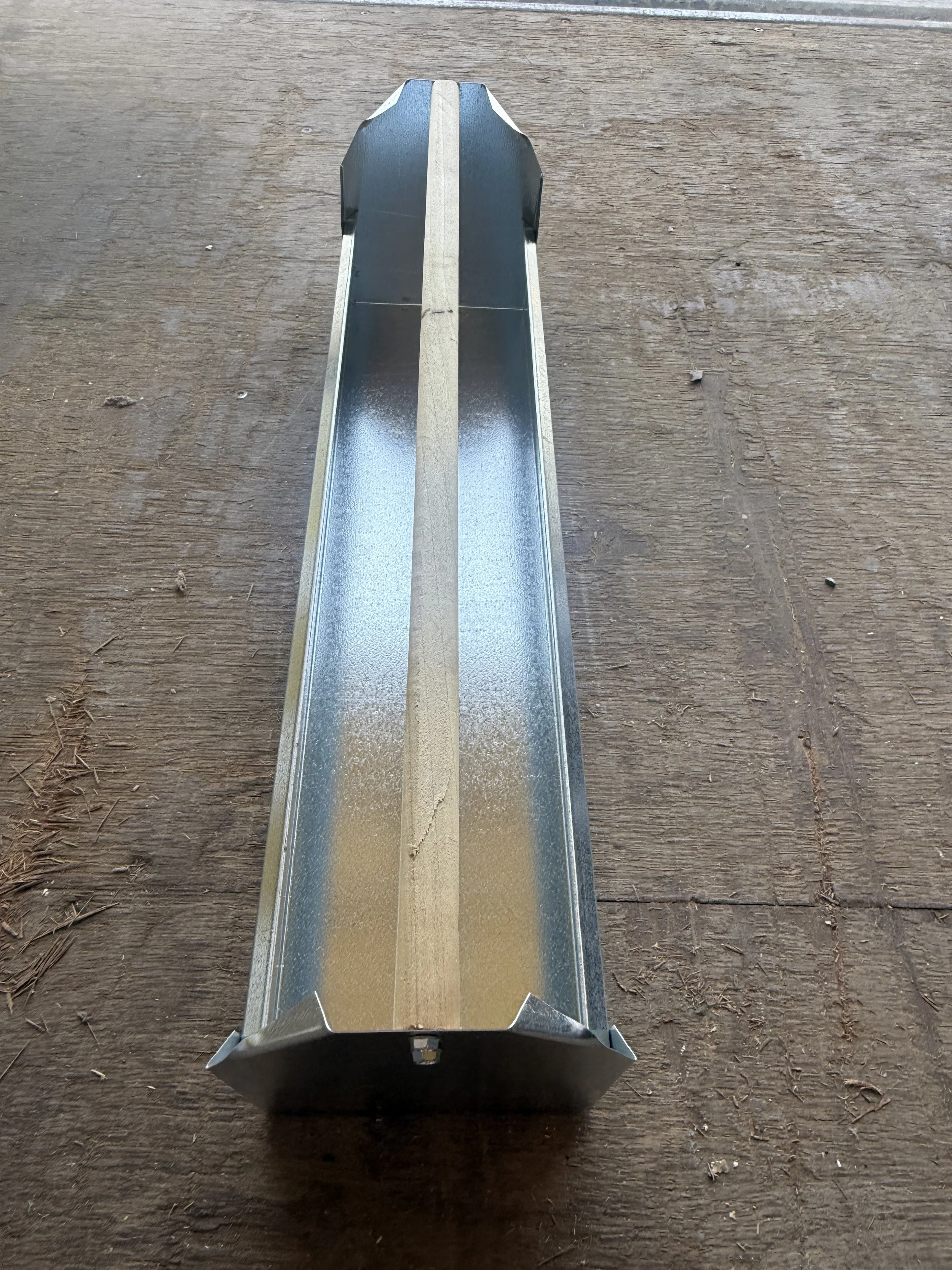 24 and 48 inch feeder trough