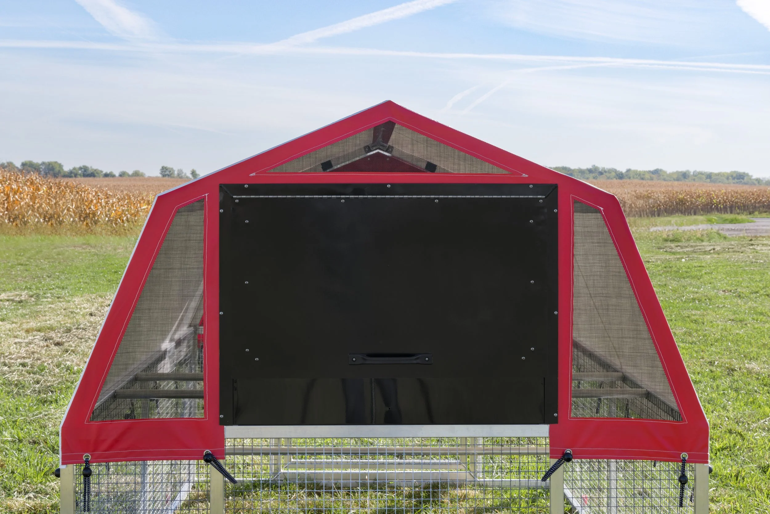 6 x 8 Redline Coop [Back, Closed].jpeg