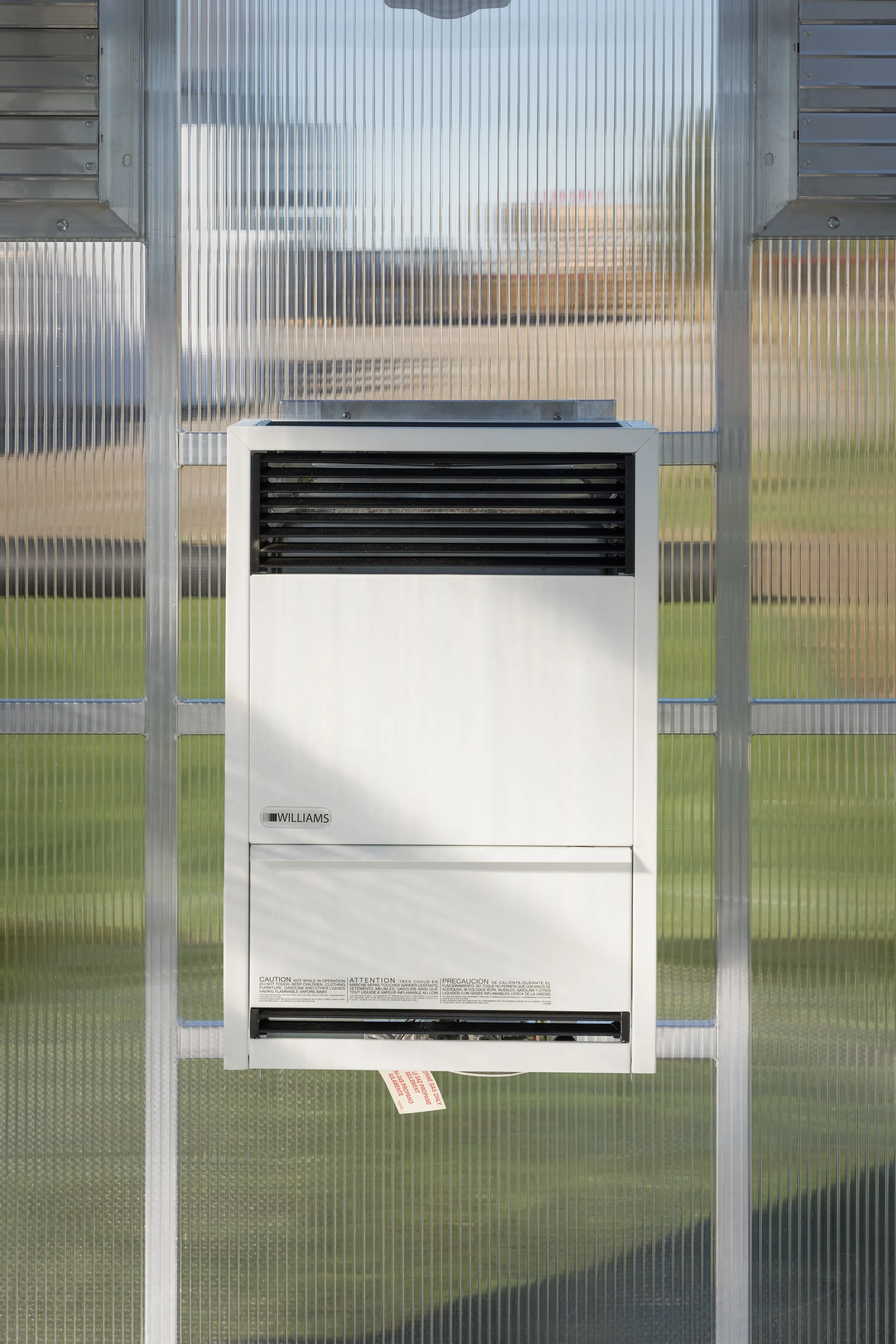 6x8 Mobile Greenhouse [Heater Detail].jpeg